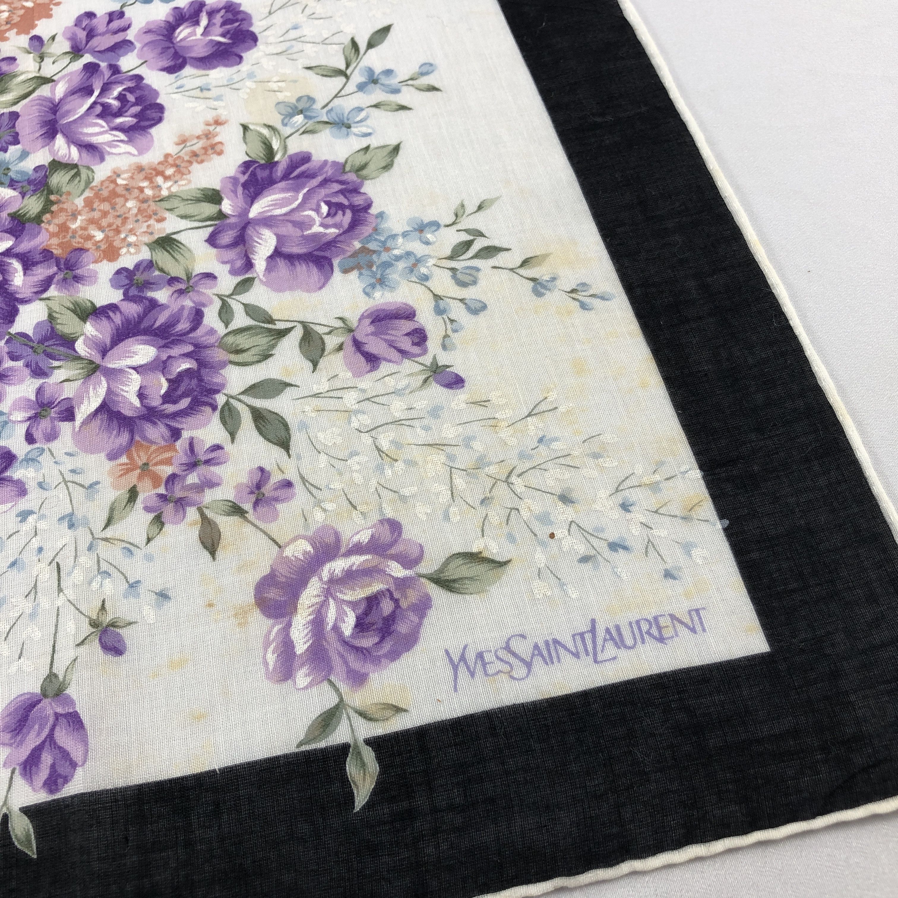 Yves Saint Laurent YSL Handkerchief Neckerchief Bandana H3124 Size ONE SIZE - 5 Thumbnail