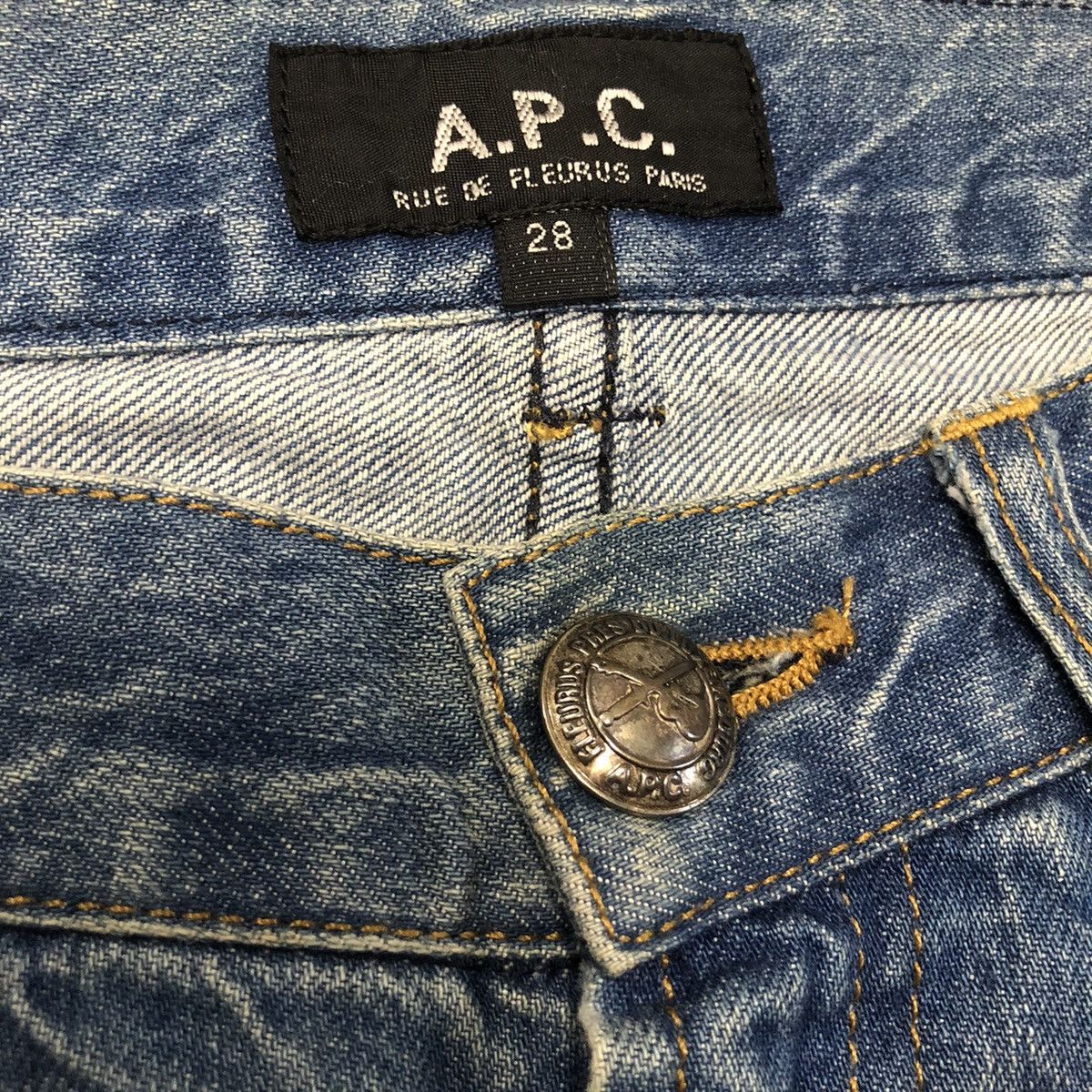 A.P.C. × Japanese Brand × Vintage A.P.C RUE DE FLEURUS PARIS JEANS UNISEX Size US 30 / EU 46 - 8 Thumbnail