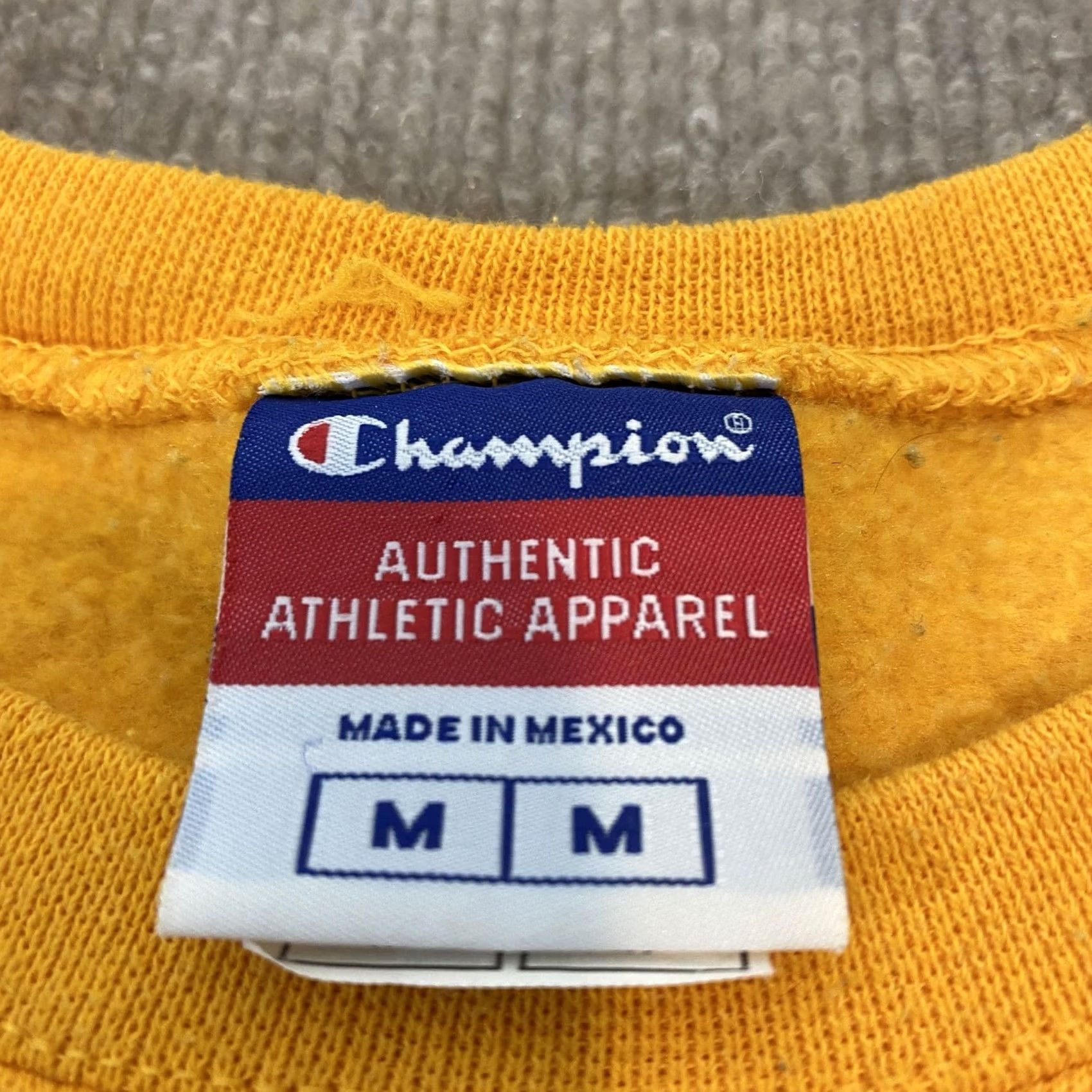 Champion Champion Sweatshirt Mens Medium Yellow Y2K Crewneck Fleece Embroidered Pullover Size US M / EU 48-50 / 2 - 5 Thumbnail