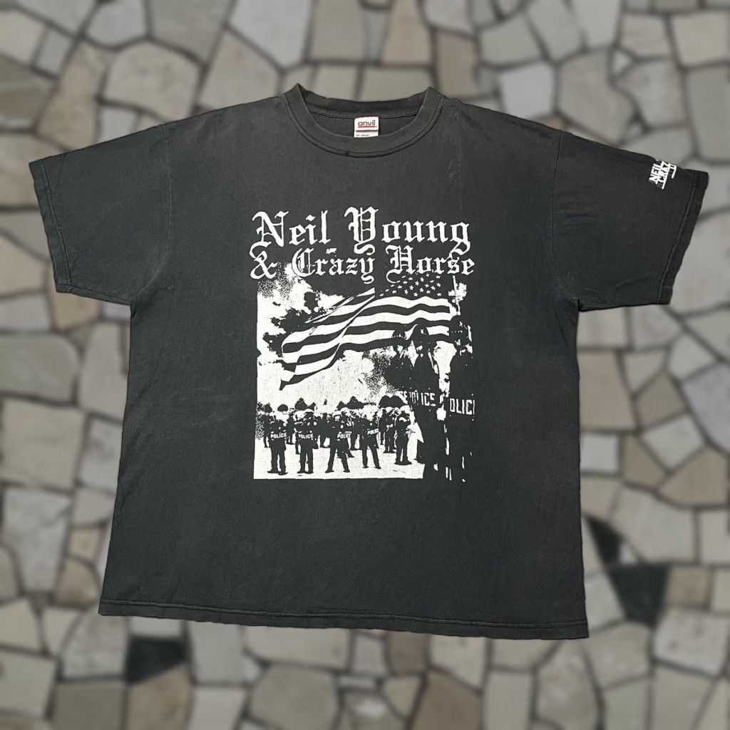 VINTAGE Neil Young & Crazy Horse Freedom Riot Police Tour T Shirt Mens L Black Cotton 90s Music Band Graphic Print Short Sleeve T-Shirt
