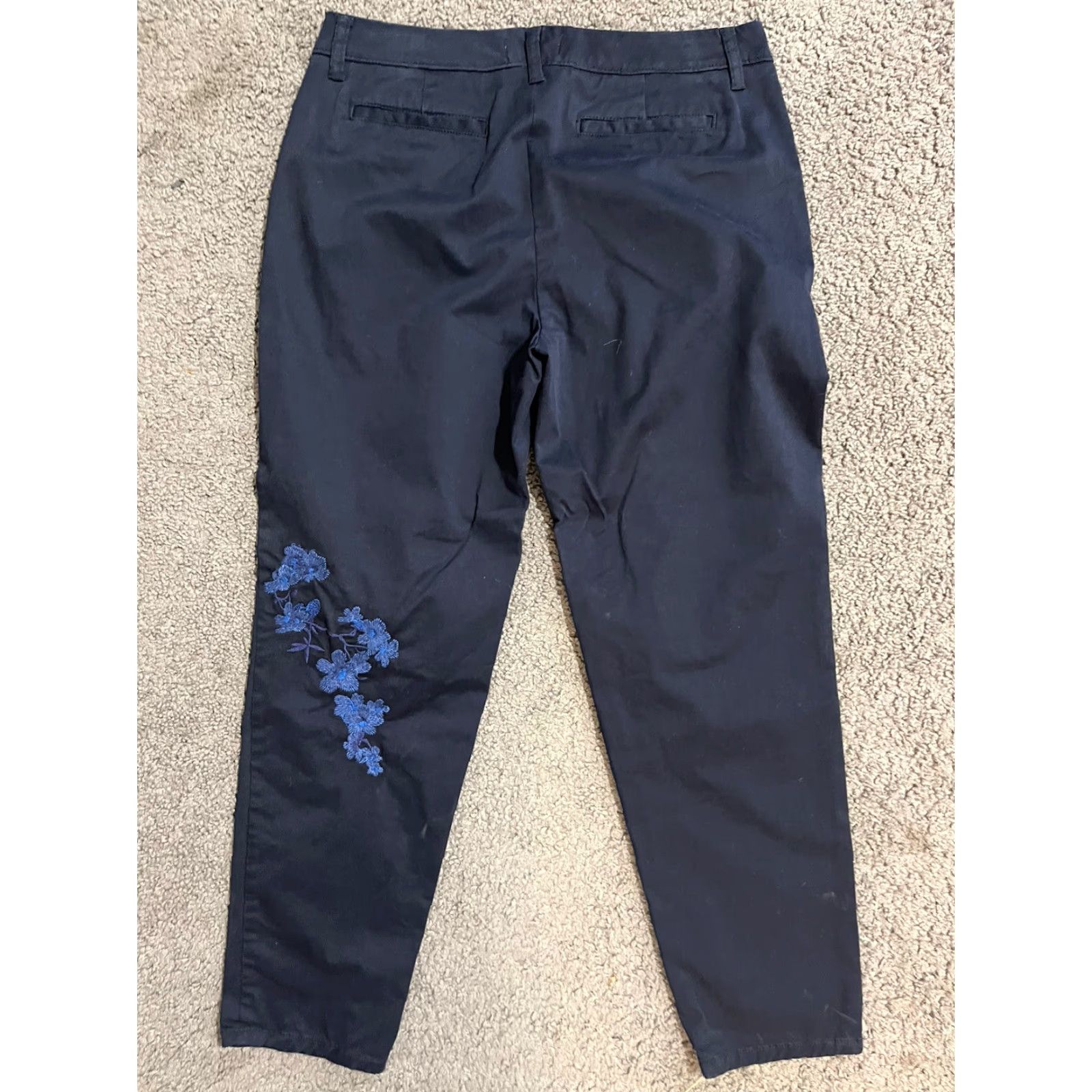 Liz Claiborne Liz Claiborne Chino Pants Women 6 Navy Blue Embroidered Floral Cotton Casual Slim Tapered Womens Size 28" / US 6 / IT 42 - 5 Thumbnail