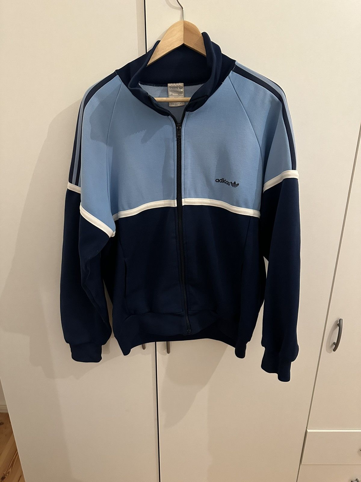 Adidas Adidas Jacket Size M Vintage Retro Jacke Size US M / EU 48-50 / 2 - 3 Thumbnail