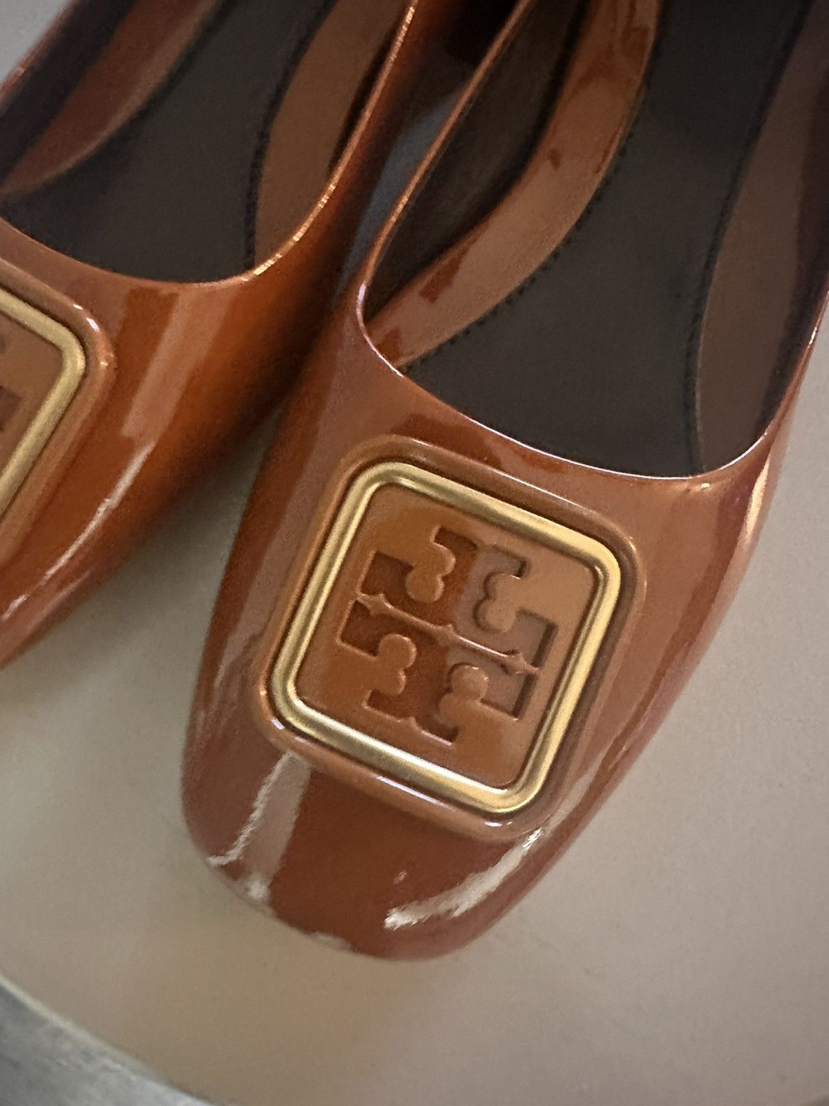 Tory Burch TORY BURCH GEORGIA PLAQUE PATENT LEATHER LOW HEEL SQUARE Size US 7 / IT 37 - 2 Thumbnail