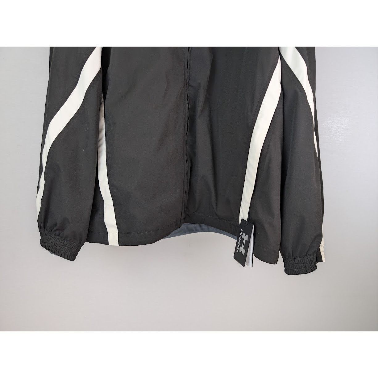 Balenciaga × Under Armour o1rshd1 Reversible Tracksuit Jacket in Black Size US S / EU 44-46 / 1 - 3 Thumbnail