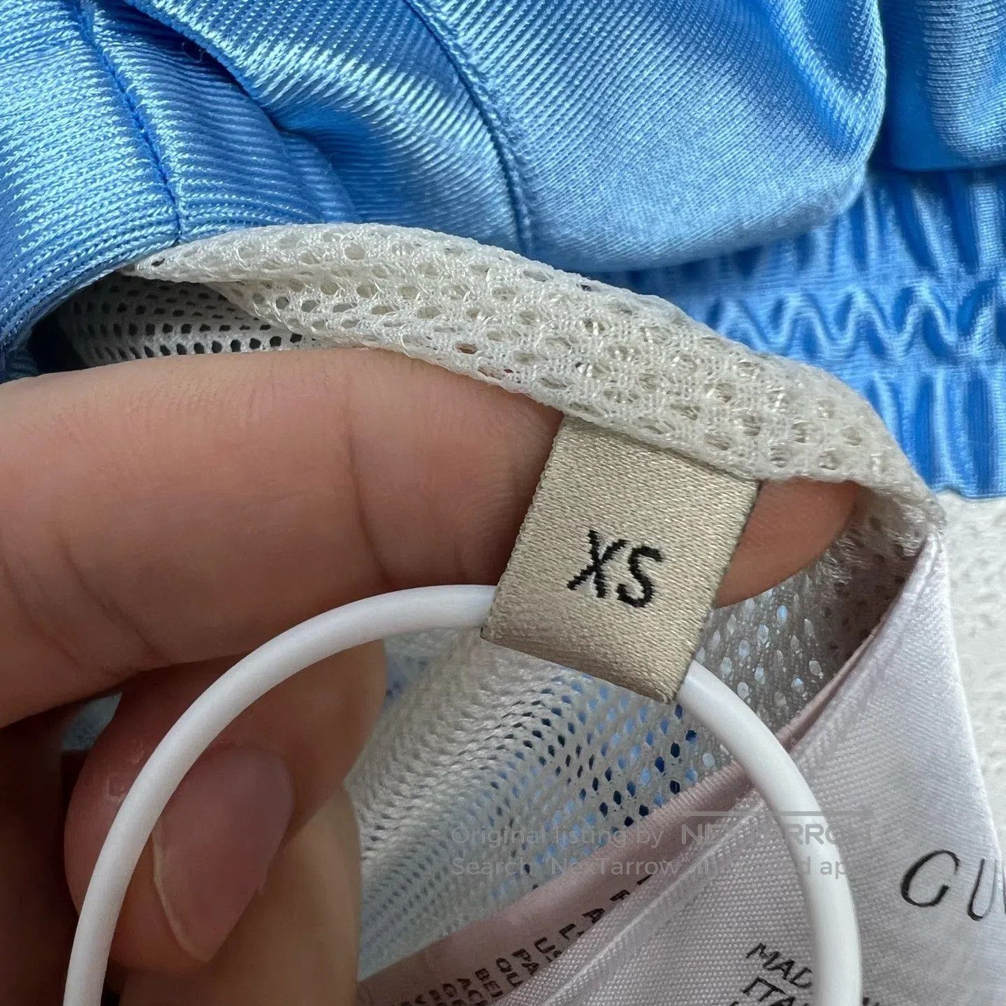 Gucci Guicci Silk hoodie with a belt logo and striped pattern Size US S / EU 44-46 / 1 - 5 Thumbnail