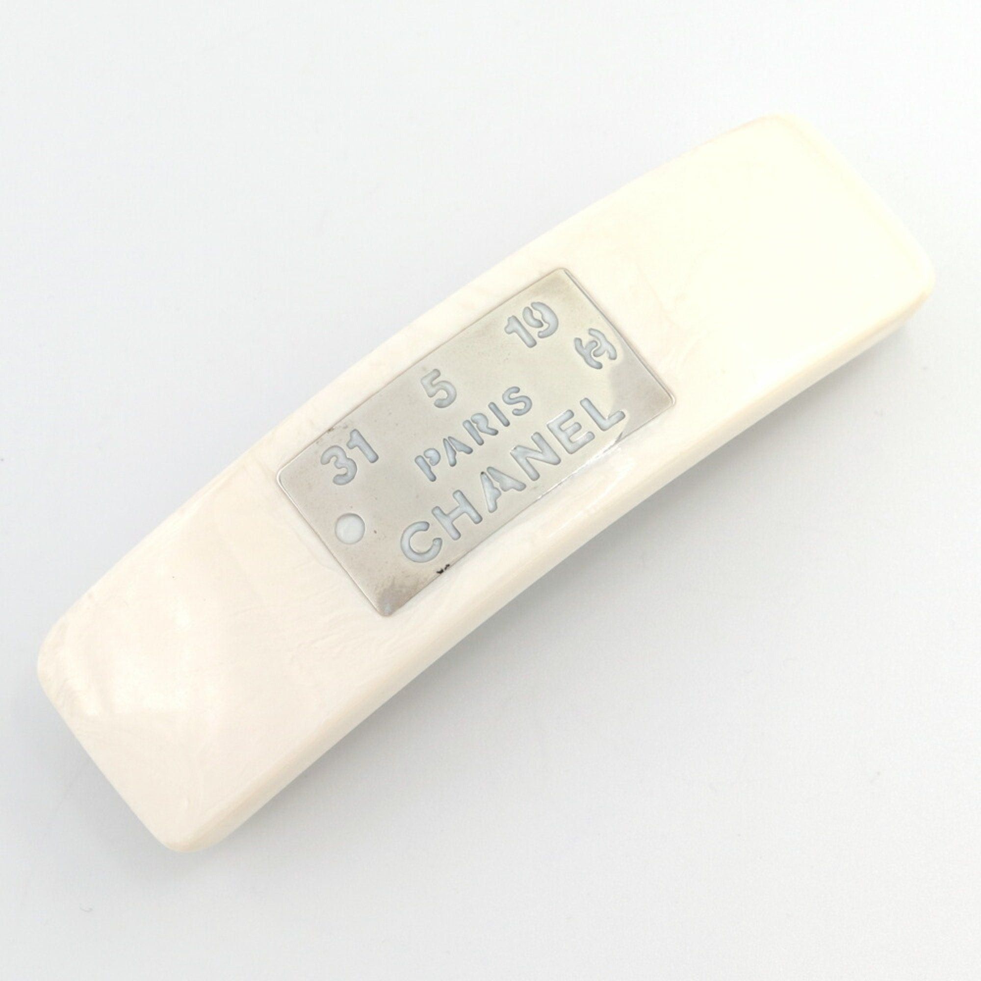 image of Chanel Valletta Off-White Plastic 99A Hair Clip Coco Mark Ladies, Women's