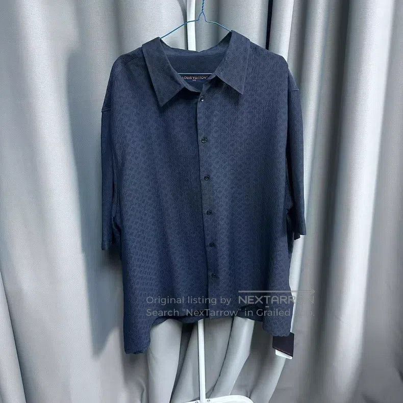 Louis Vuitton Louis Vuitton size 4l Monogram FW24 logo embossed point col Size US M / EU 48-50 / 2 - 1 Thumbnail