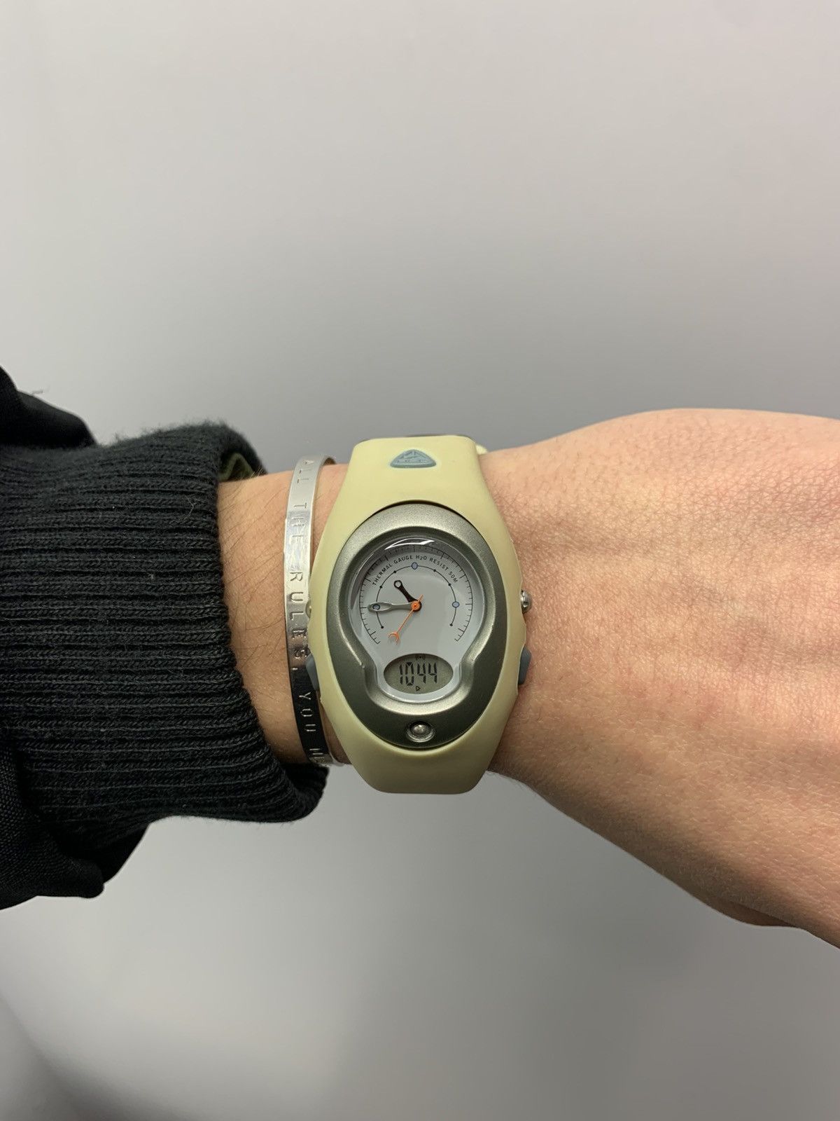 【nike ACG】 AMBIENT FROZEN WATCH NIKE ACG FROZEN AMBIENT WATCH | Live Website