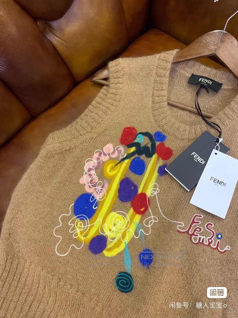 Fendi Fendi Knitted Vest Size US S / EU 44-46 / 1 - 7 Thumbnail