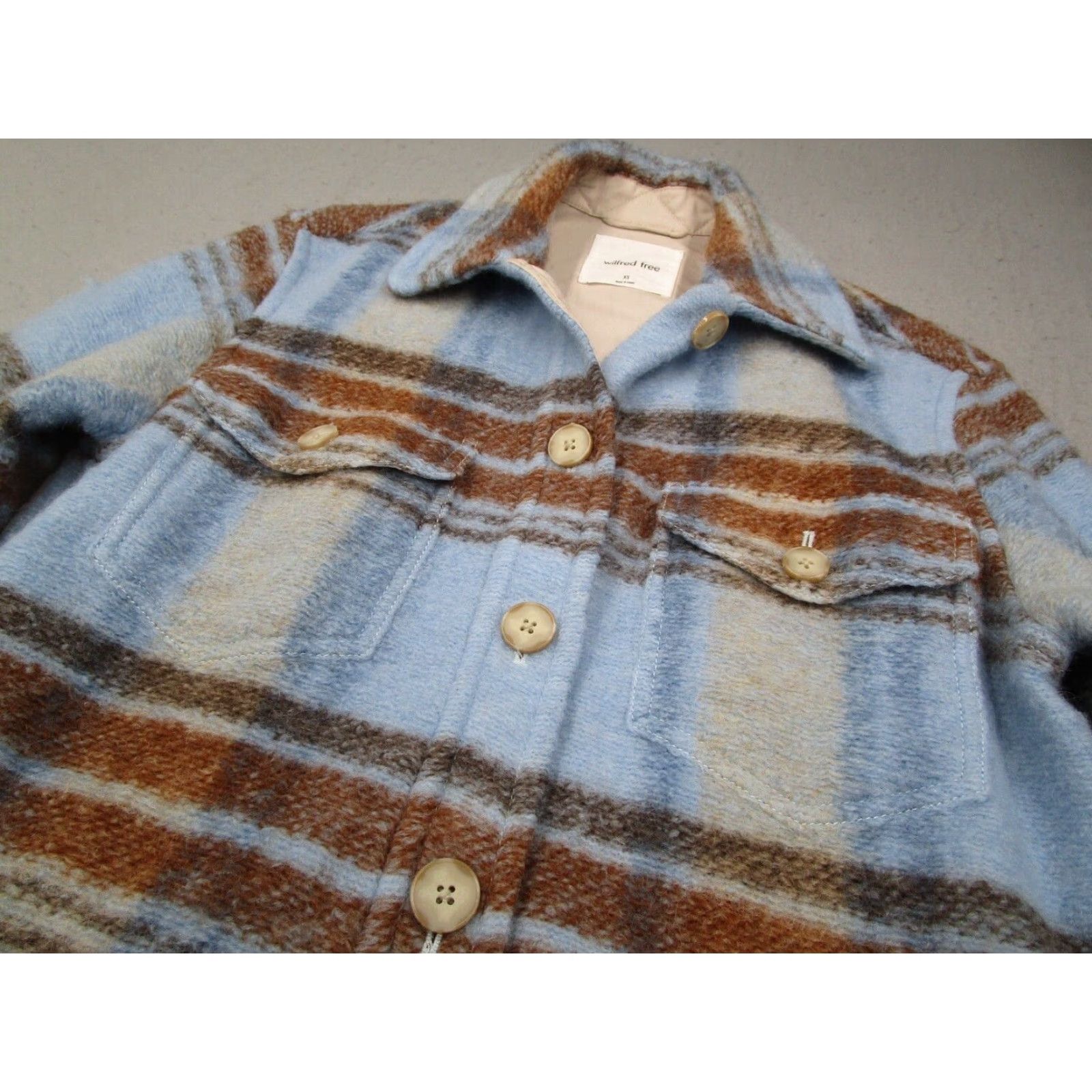Vintage Wilfred Aritzia Women's Blue Plaid Wool Blend Button Up Shacket Jacket XS Size XS / US 0-2 / IT 36-38 - 2 Thumbnail