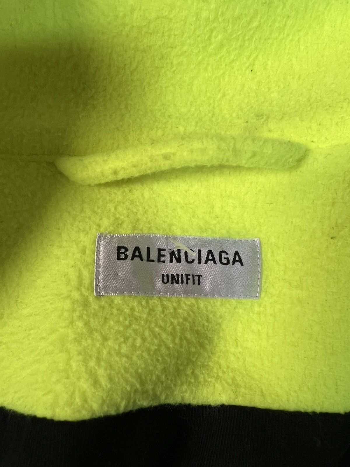 Balenciaga SIZE - L Balenciaga Unfit Sporty B Tracksuit Jacket Size US L / EU 52-54 / 3 - 6 Thumbnail