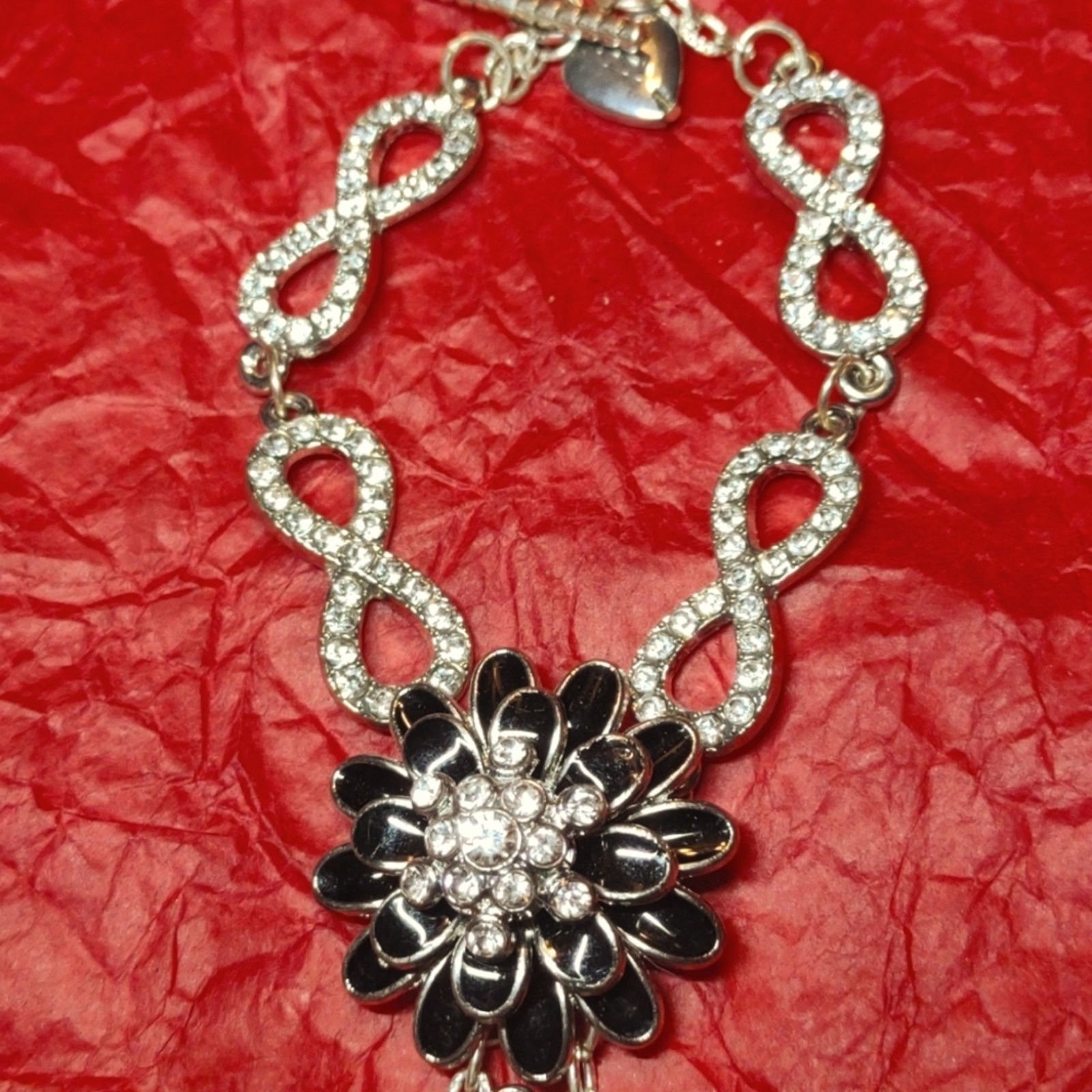 Vintage Black/silver with rhinestones lovely floral vintage bracelet Size ONE SIZE - 3 Thumbnail