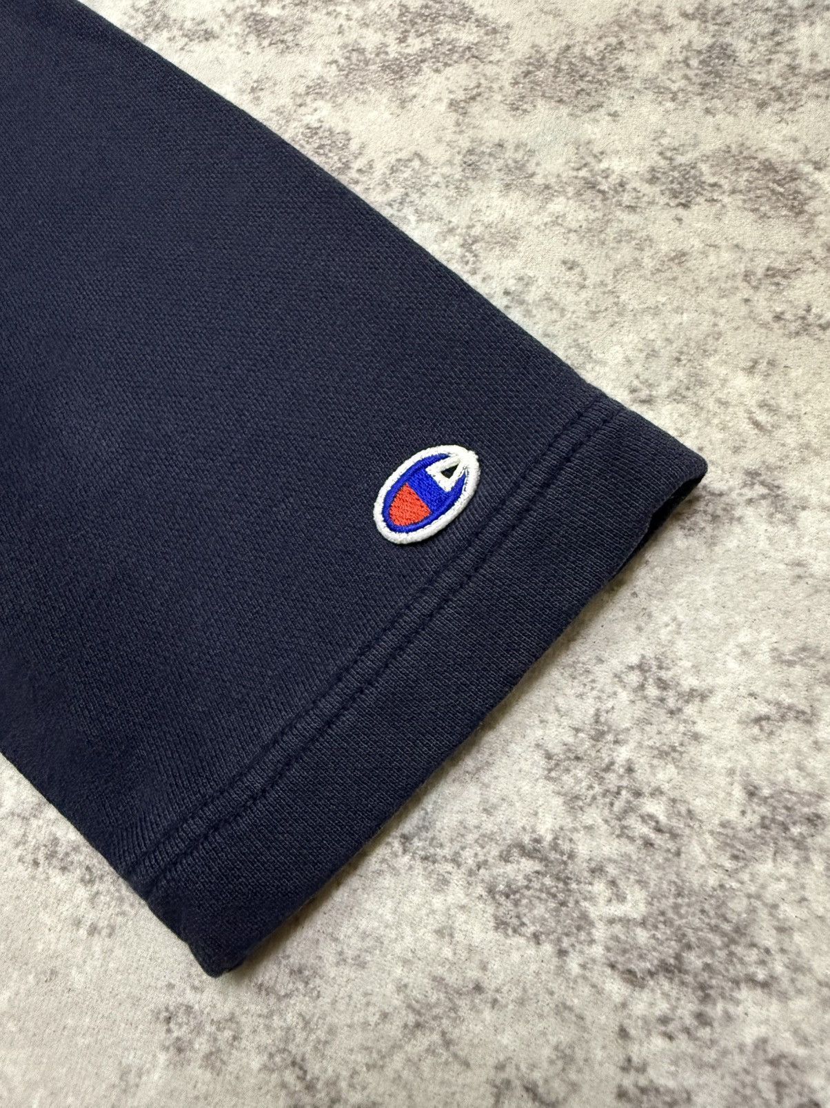 Champion Champion Navy Blue Graphic Text Sweatshirt Size US M / EU 48-50 / 2 - 7 Thumbnail