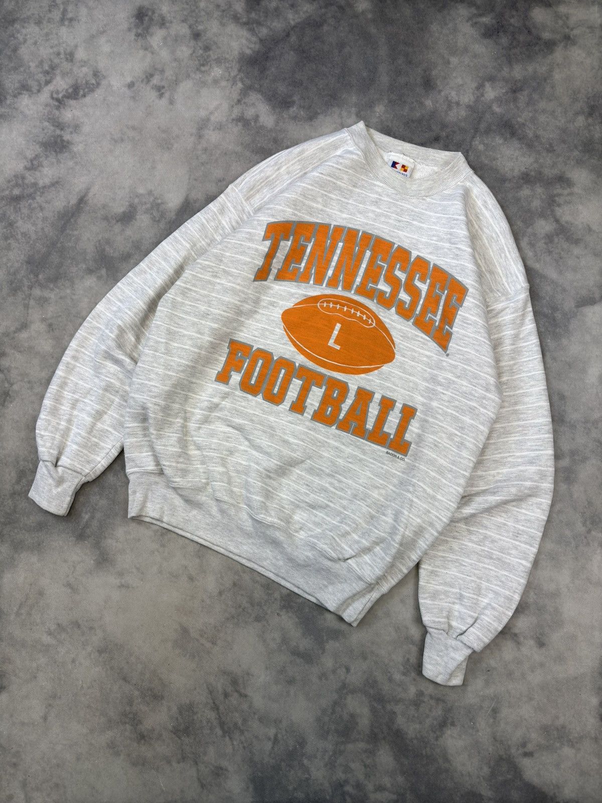 Vintage 90s Tennessee Volunteers Crewneck Football made in USA Size US L / EU 52-54 / 3 - 1 Thumbnail