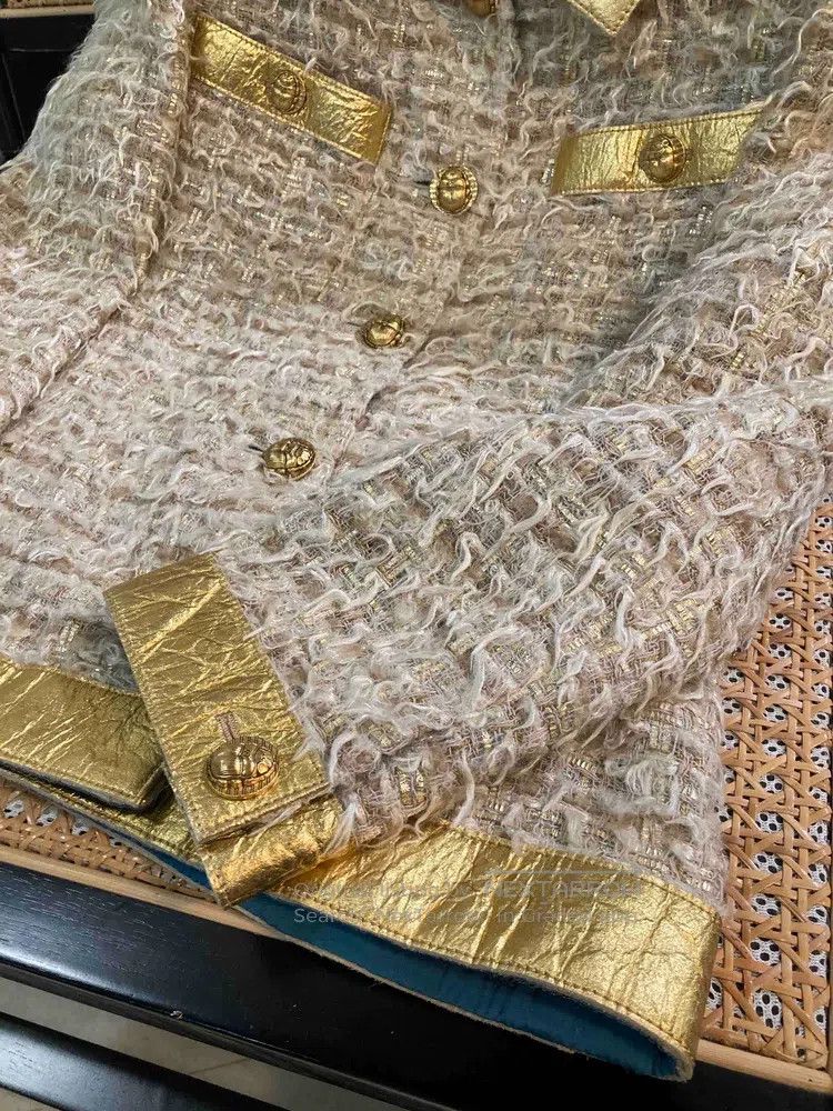 Chanel Chanel Egyptian series gold fine glitter beetle buckle jac Size XS / US 0-2 / IT 36-38 - 5 Thumbnail