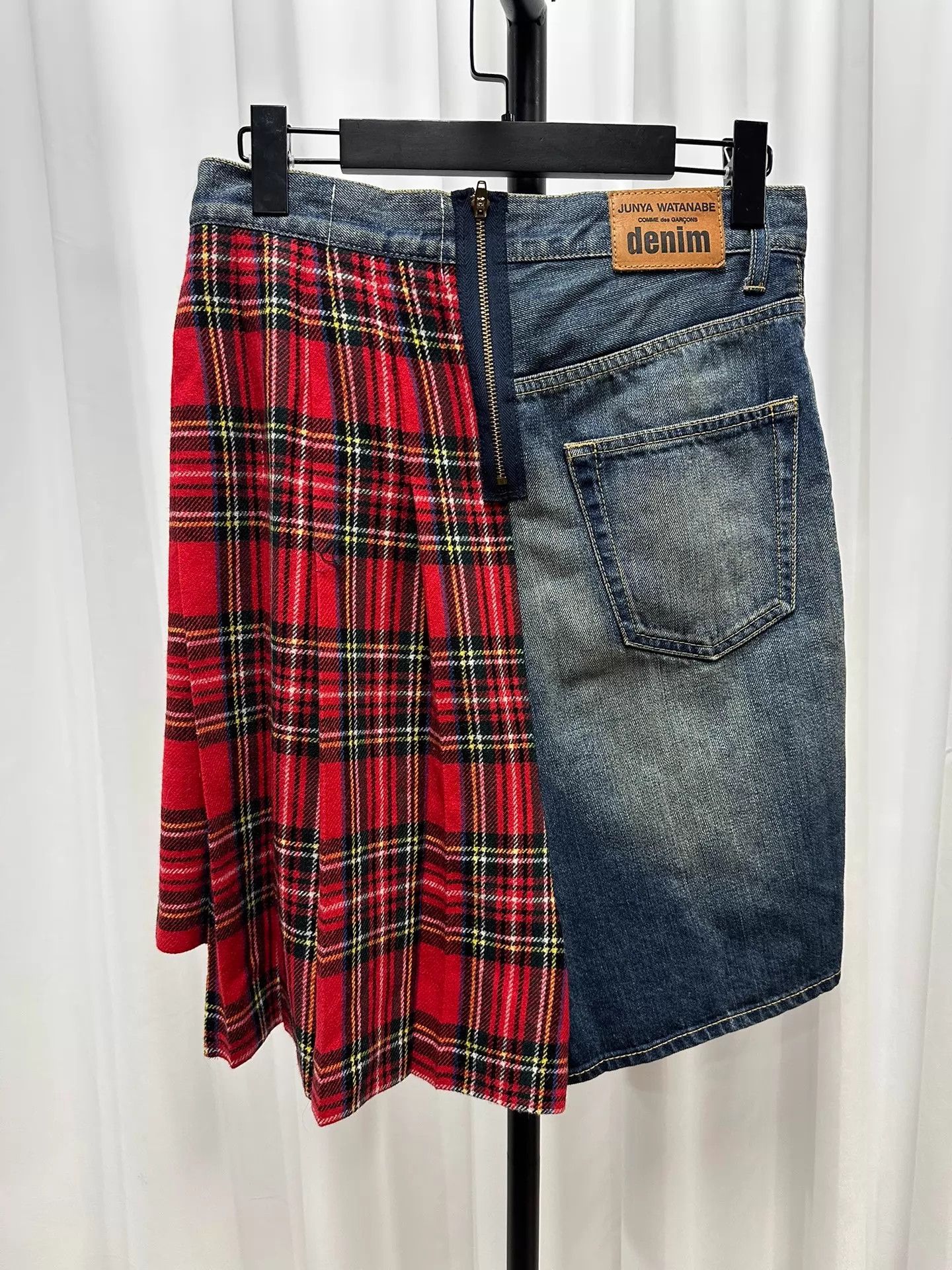 Junya Watanabe Junya Watanabe Color Blocked Short Skirt XS Size 25" / US 0 / IT 36 - 4 Thumbnail