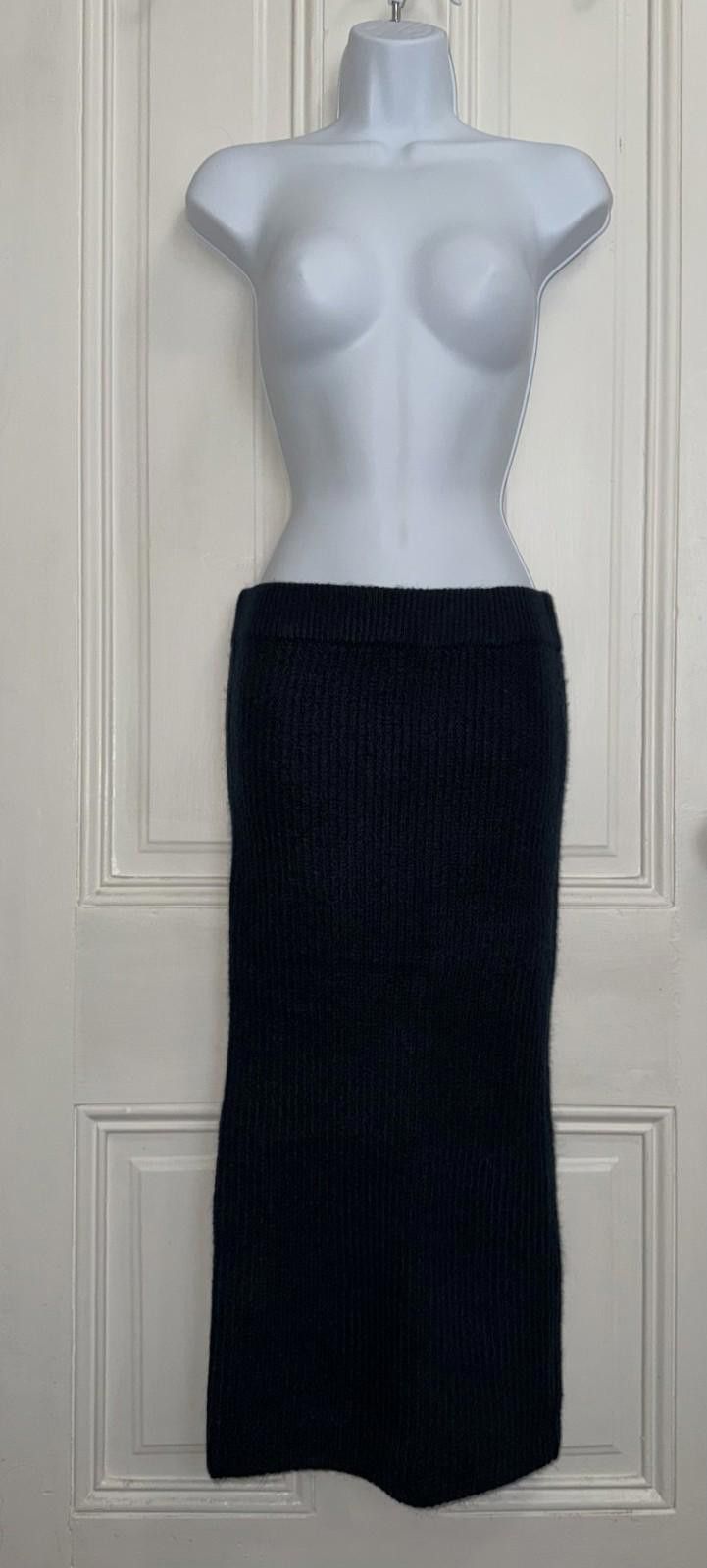 Asos ASOS Design Knit Midi Skirt in Dark Navy (US 4) Size 27" / US 4 / IT 40 - 3 Thumbnail