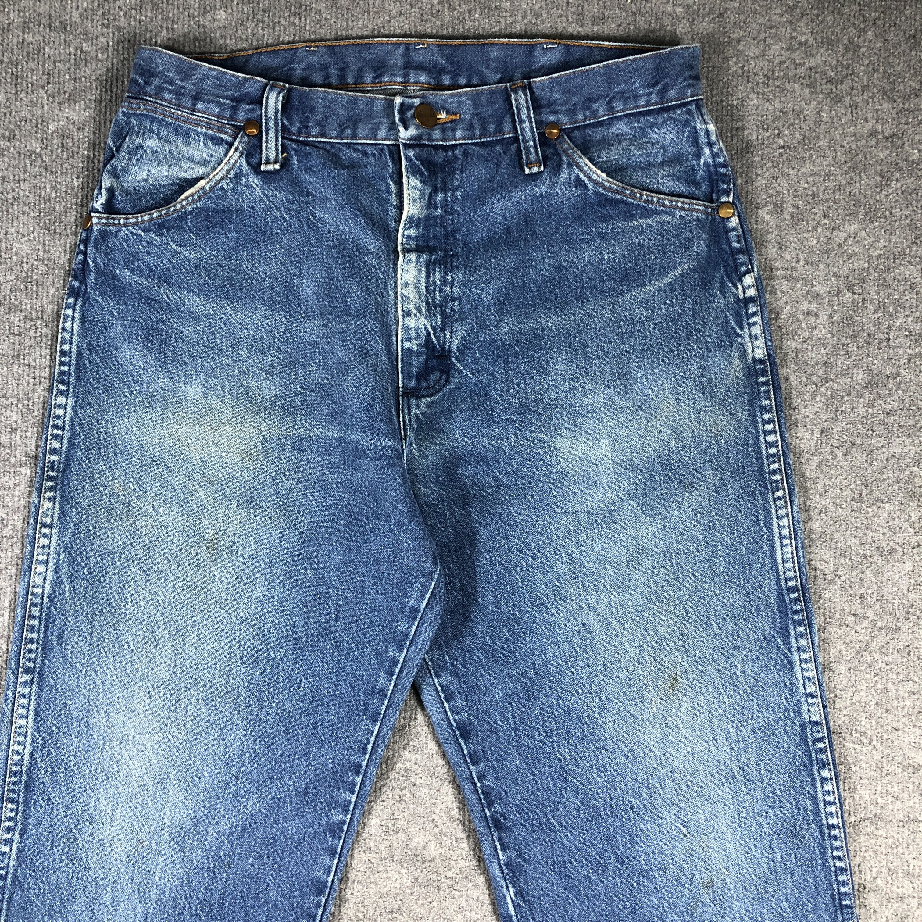 Vintage × Wrangler Vintage Wrangler Light Blue Wash Jeans L716 Size US 31 - 2 Thumbnail