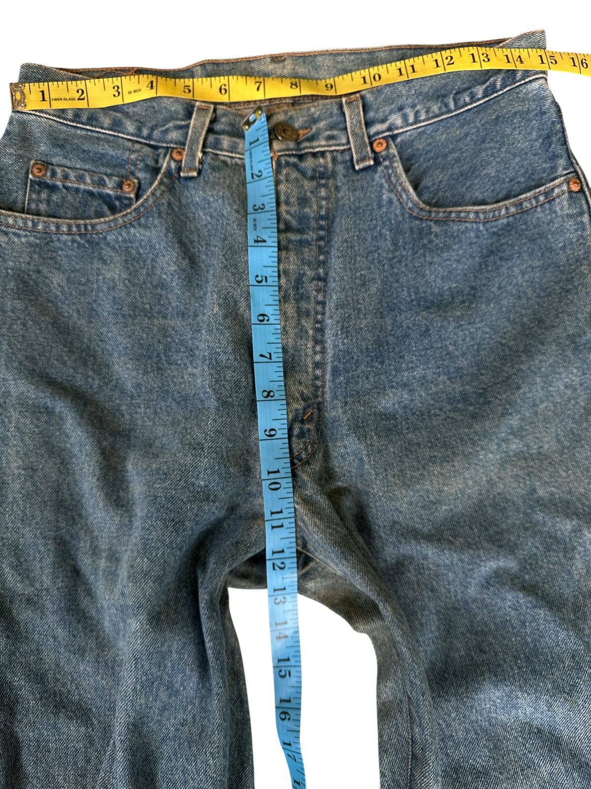 Levi's Vintage Levis Light Washed Made In New Zealand 30x44 Size US 30 / EU 46 - 4 Thumbnail