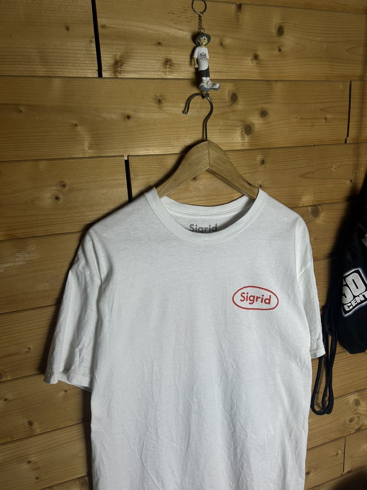 Band Tees Sigrid t shirt Size US L / EU 52-54 / 3 - 3 Thumbnail