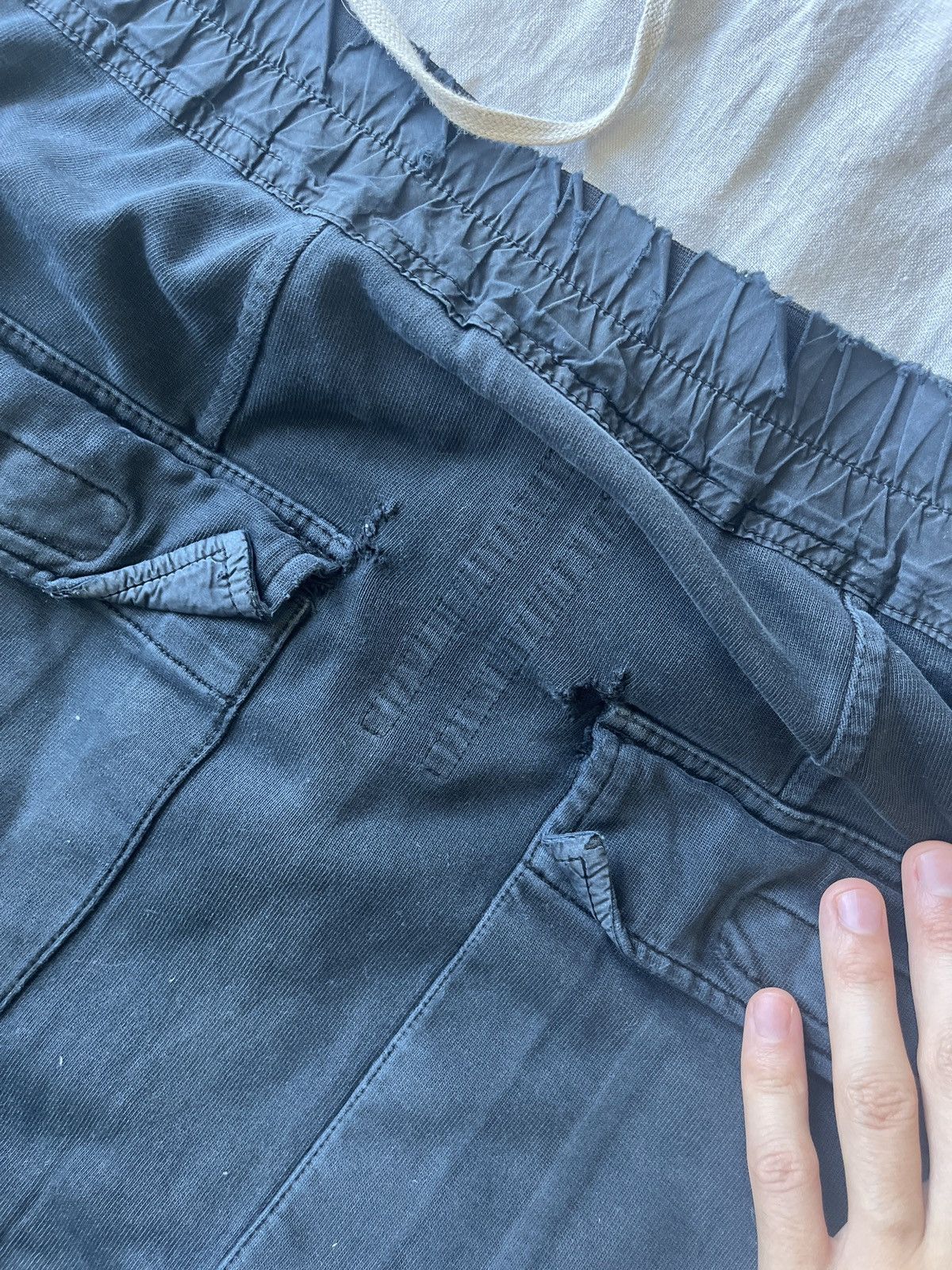 Rick Owens Rick Owens drawstring sweatpants will trade for cropped Size US 30 / EU 46 - 14 Thumbnail