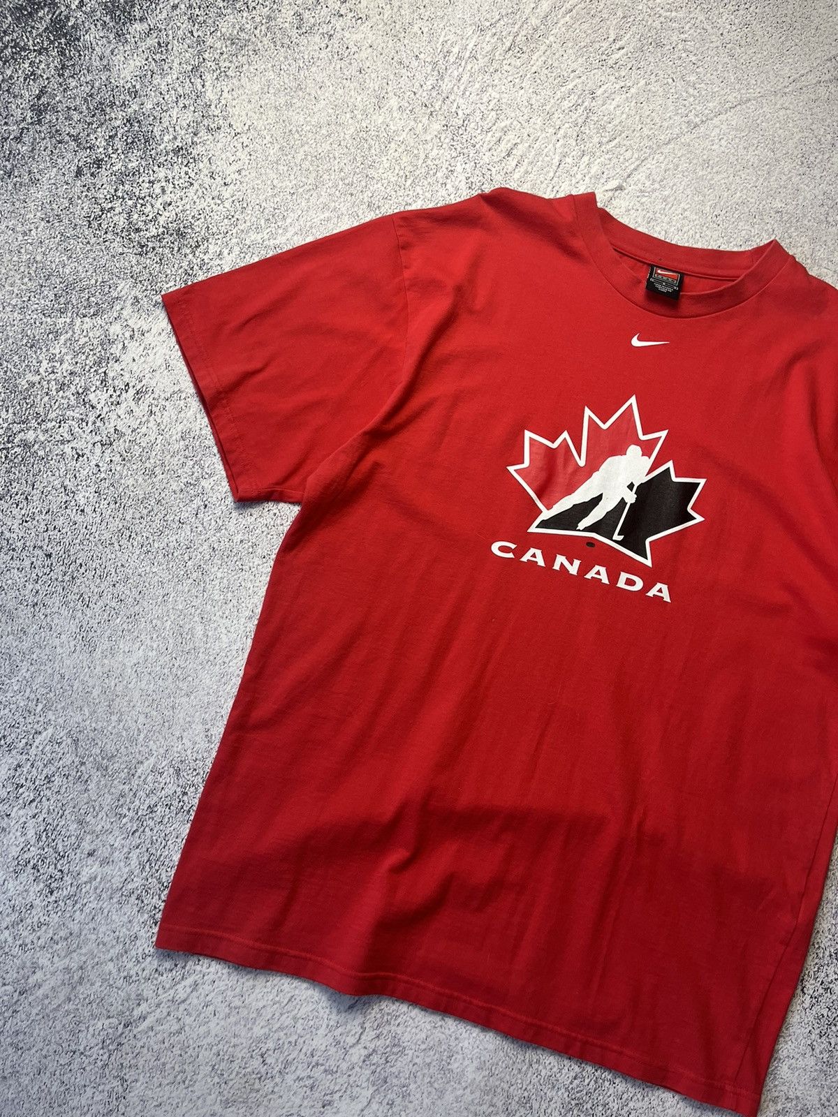 Nike Nike Center Swoosh Team Canada Red T-shirt L Size US L / EU 52-54 / 3 - 4 Thumbnail
