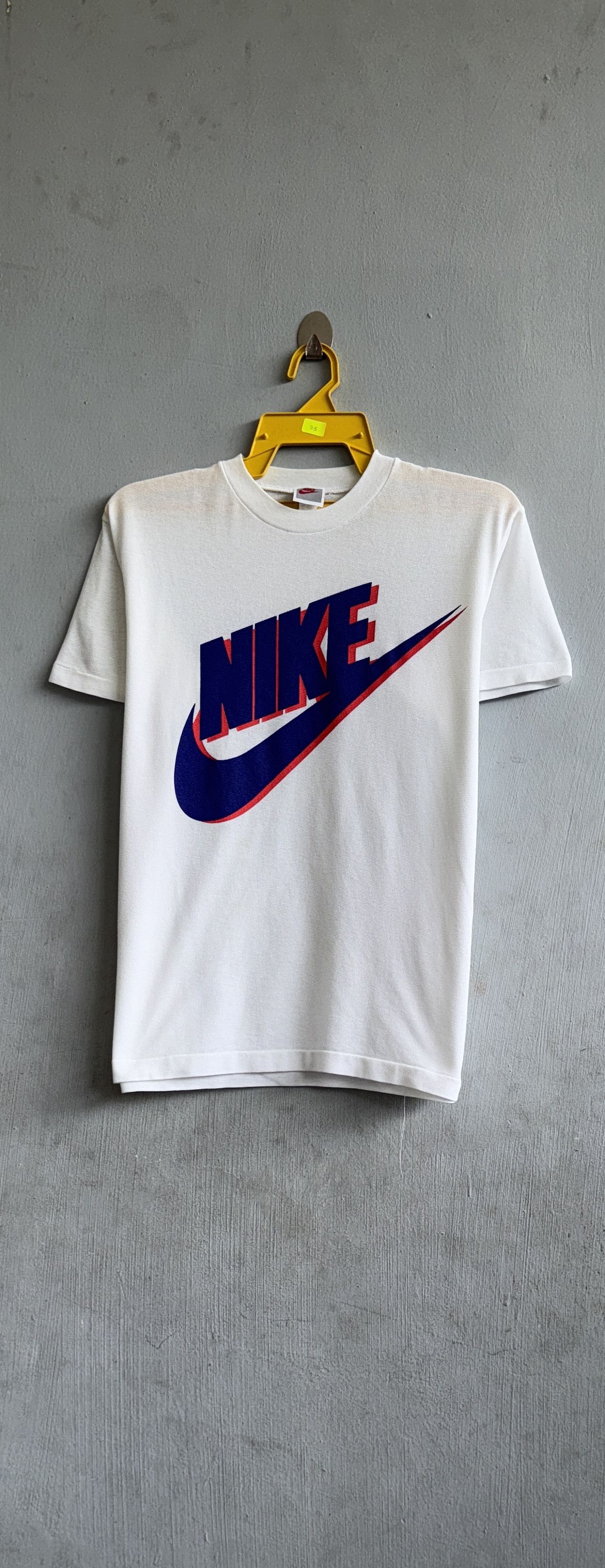 Nike Nike Swoosh Vintage Shirt Size US L / EU 52-54 / 3 - 1 Thumbnail