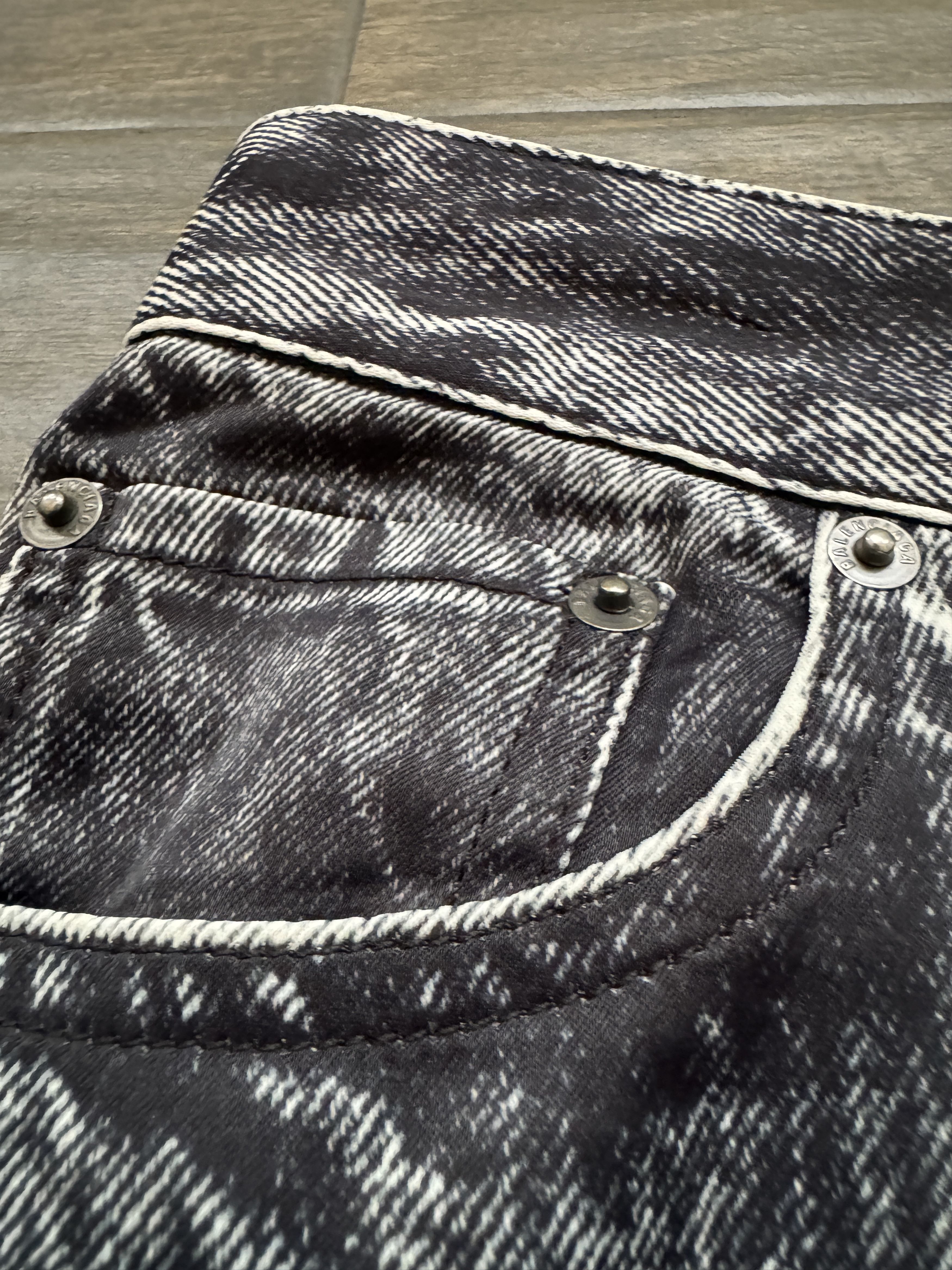 Balenciaga Trompe L'Oeil Denim Jeans Printed Viscose Pant Size US 32 / EU 48 - 6 Thumbnail