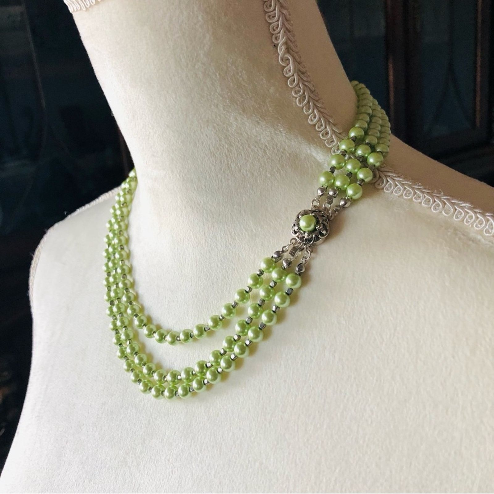 Jewelry Handcrafted green Czech Pearl custom matching clasp necklace Size ONE SIZE - 1 Thumbnail