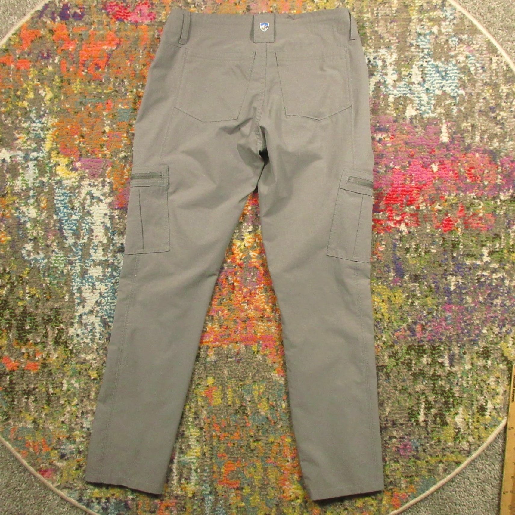 Vintage Kuhl Cargo Pants Womens 2 Gray Lightweight Hiking Drawstring Low Rise EUC Regular Pants-Size 2 Gray Size 26" / US 2 / IT 38 - 2 Thumbnail