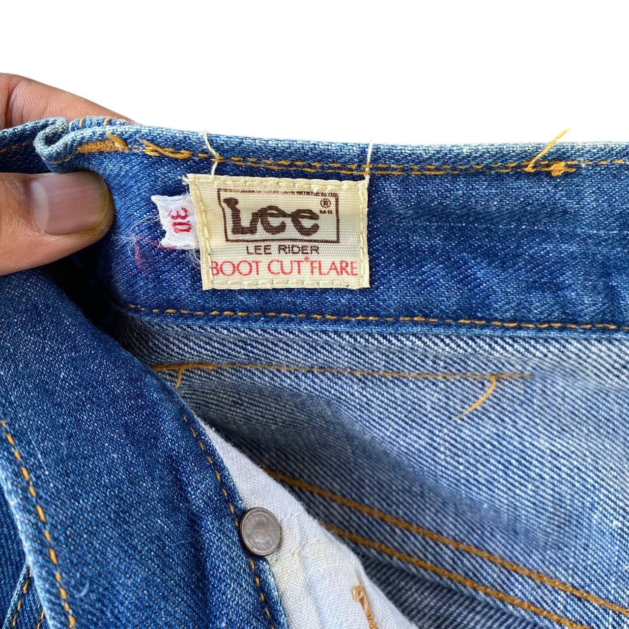 Vintage VINTAGE 90S LEE FLARED BOOTCUT JEAN LEE RIDERS W29X32" Size US 29 - 13 Thumbnail