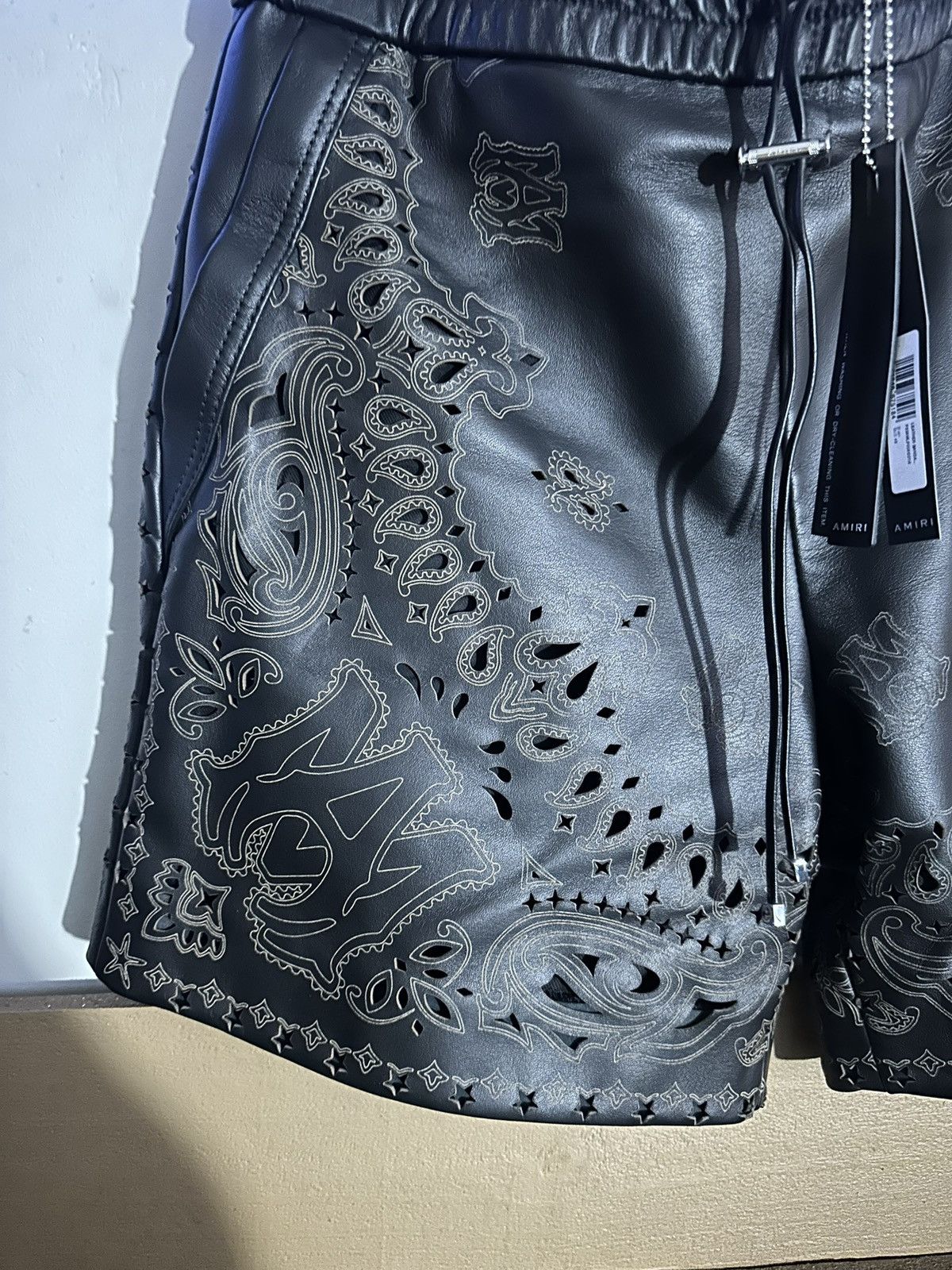 Amiri Amiri leather bandana shorts size 48 | Grailed