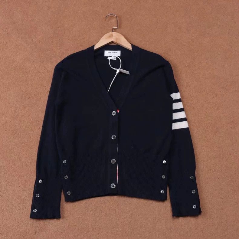 Thom Browne Thom Browne Cashmere Cardigan Sweater - dmc Size US S / EU 44-46 / 1 - 1 Thumbnail