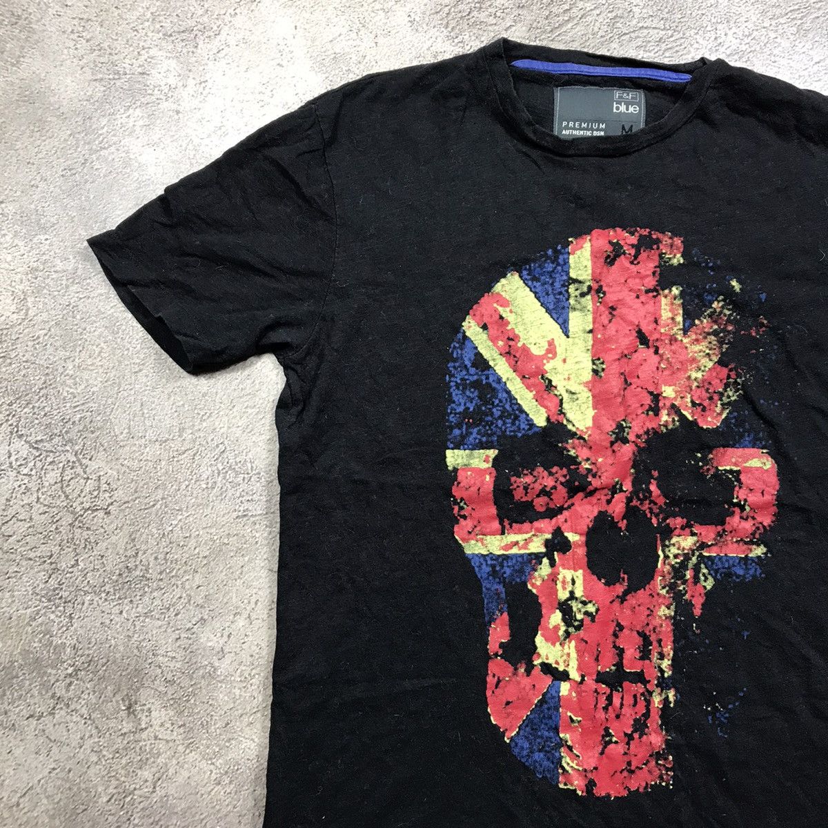 Vintage Vintage Y2K Sun Faded Skull Graphic Tee Streetwear Tapered M Size US M / EU 48-50 / 2 - 3 Thumbnail