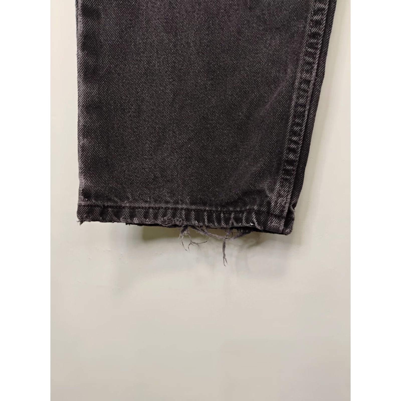 Levi's VINTAGE Levis 550 Black Mens 32x34 Actual 30x34 Distressed Faded Jeans Size US 30 / EU 46 - 5 Thumbnail