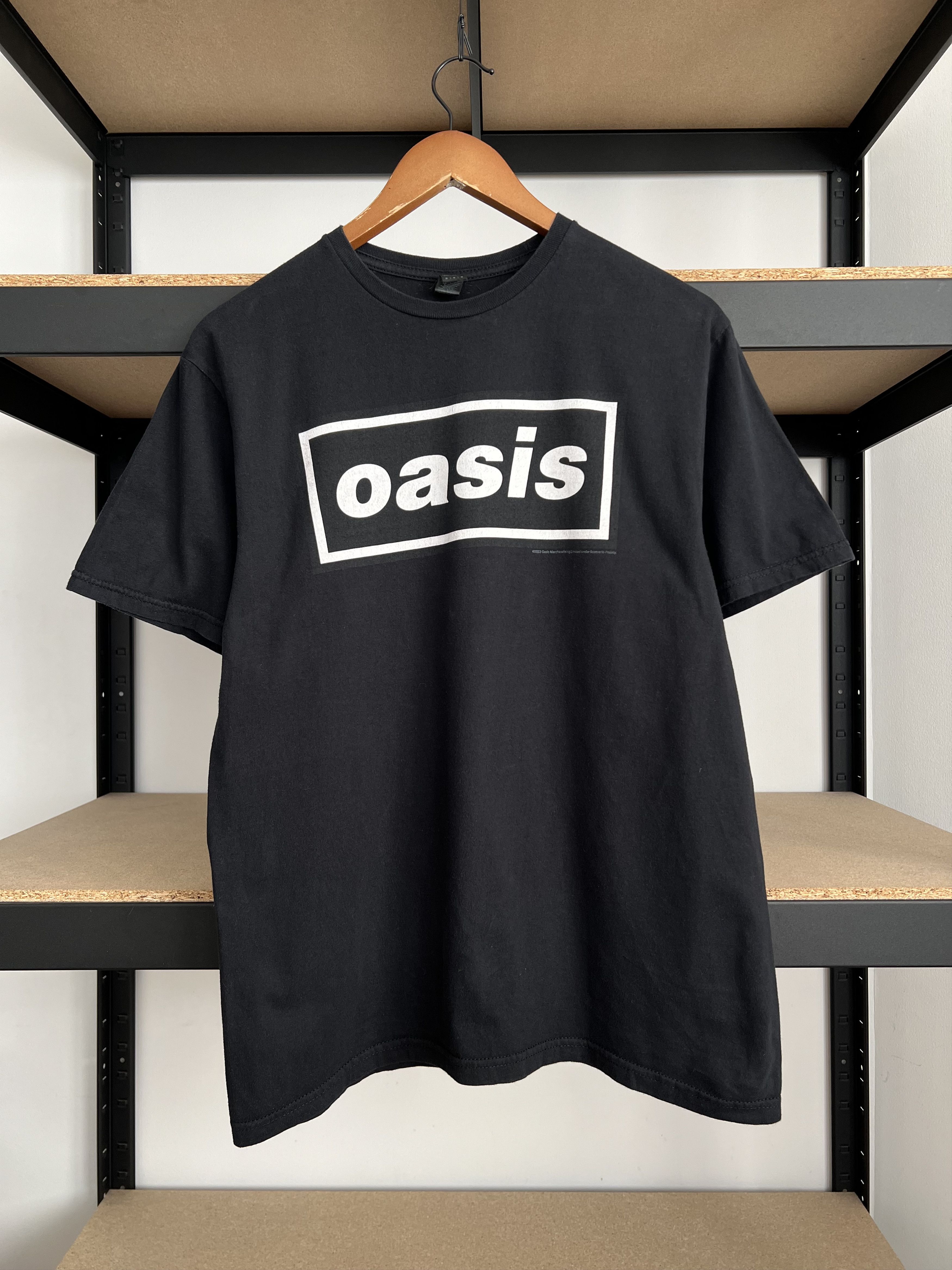 Band Tees Vintage 2022 Oasis Britpop Black T-shirt Size US M / EU 48-50 / 2 - 1 Thumbnail