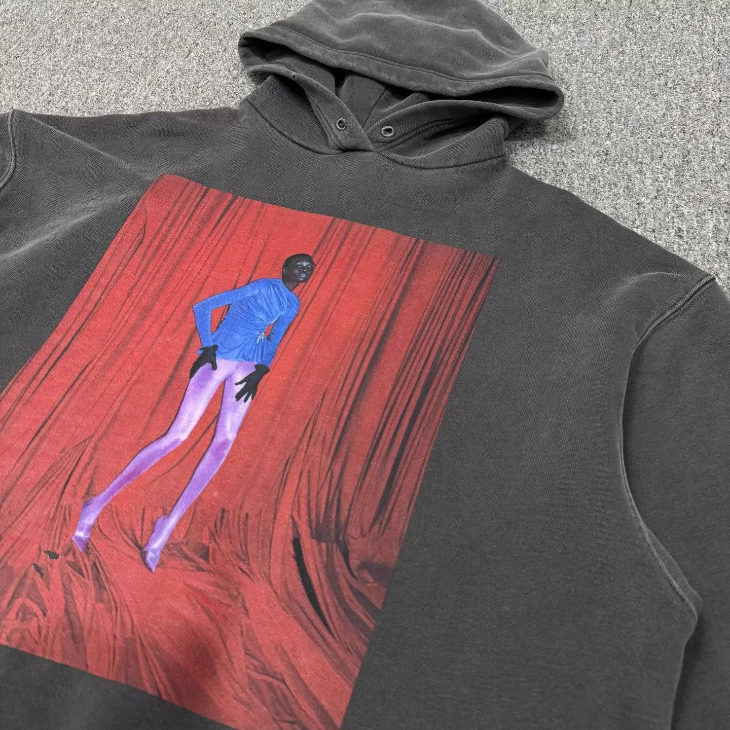 Balenciaga Balenciaga Portrait Gray Hoodie Size S Size US S / EU 44-46 / 1 - 3 Thumbnail