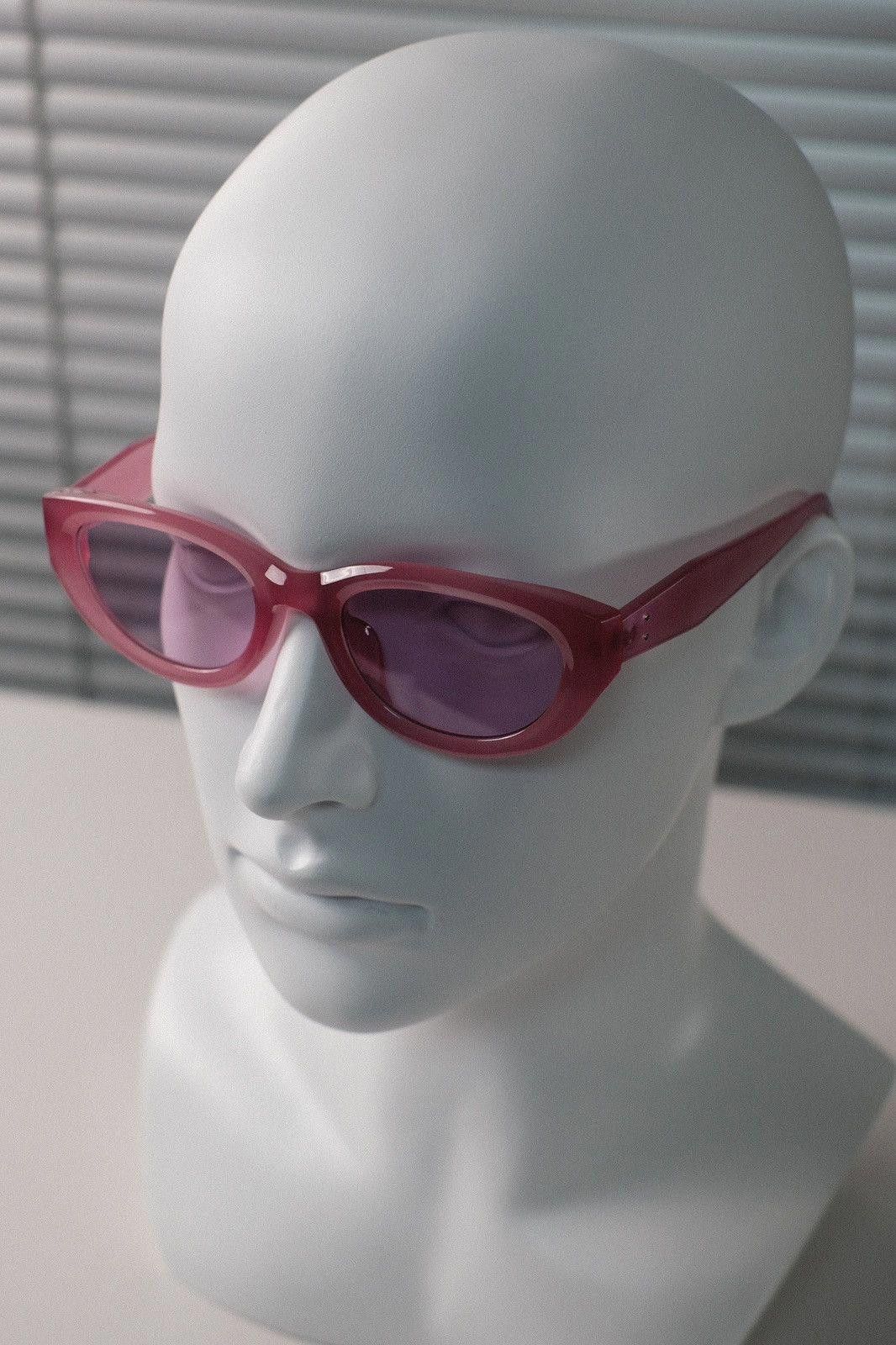 Japanese Brand Vintage Y2k Avant Garde Cat Eye Pink Sunglasses Unisex OS Size ONE SIZE - 6 Thumbnail