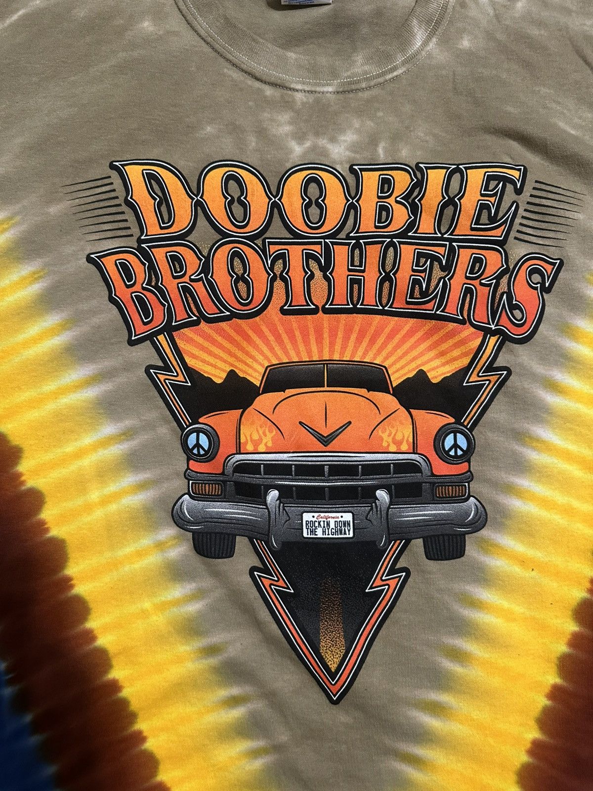 Gildan Vintage Doobie Brothers Rockin Down 90s shirt size large Size US L / EU 52-54 / 3 - 2 Thumbnail