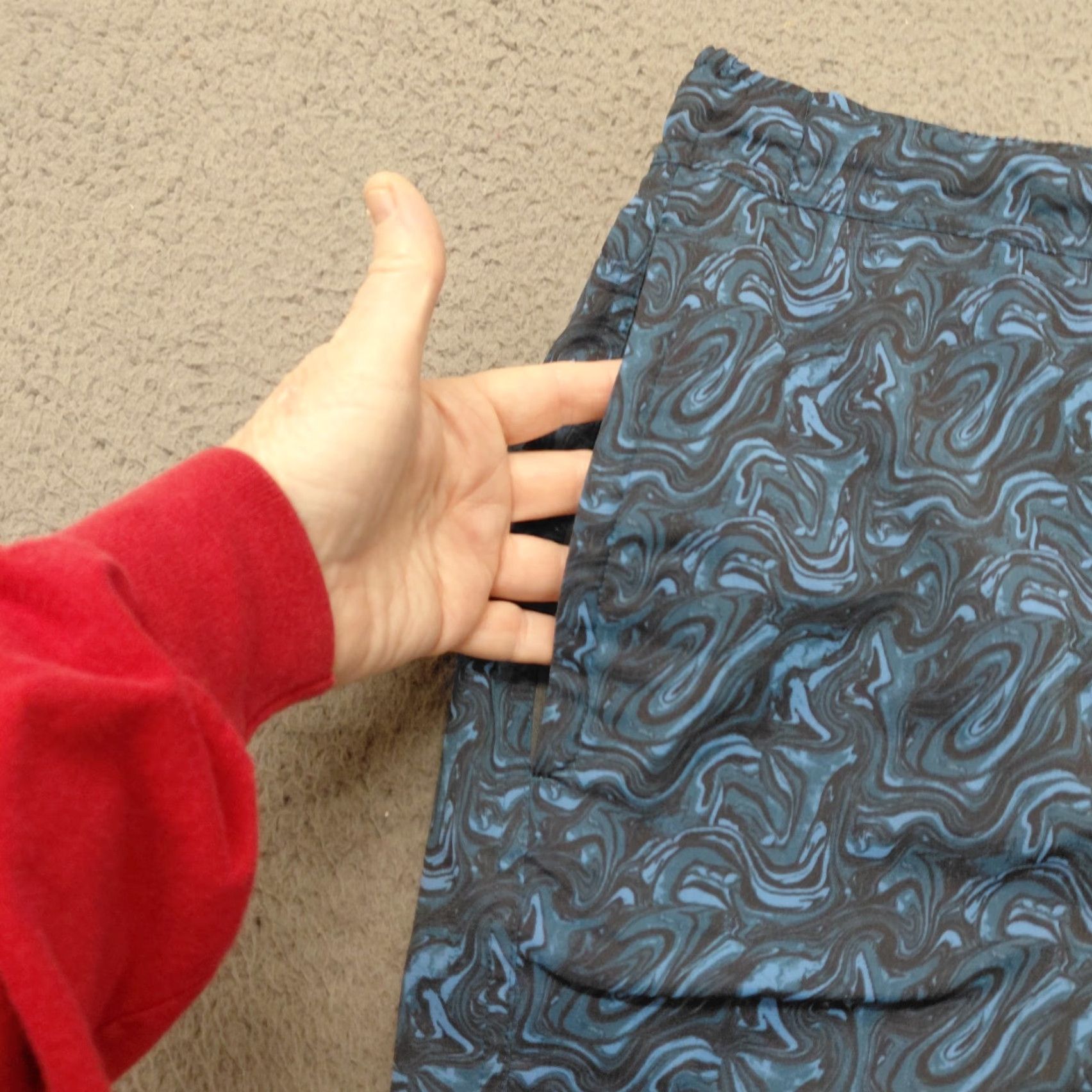 Vintage **Mack Weldon Surf Drawstring XXL Blue Waves Swim Trunks** User: **Mack Weldon Blue Waves XXL Surf Drawstring Swim Trunks** Size ONE SIZE - 6 Thumbnail