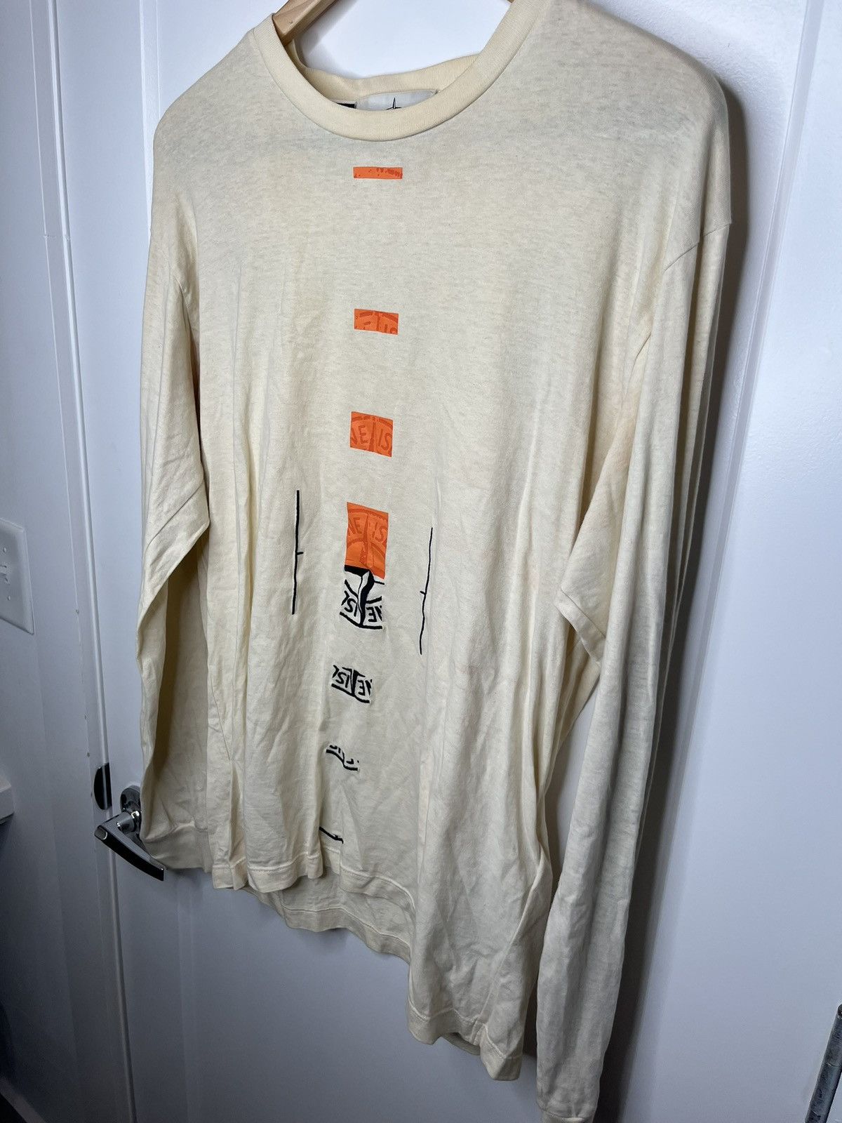 Stone Island STONE ISLAND Long Sleeve T Shirt Size Large Cream White Size US L / EU 52-54 / 3 - 3 Thumbnail
