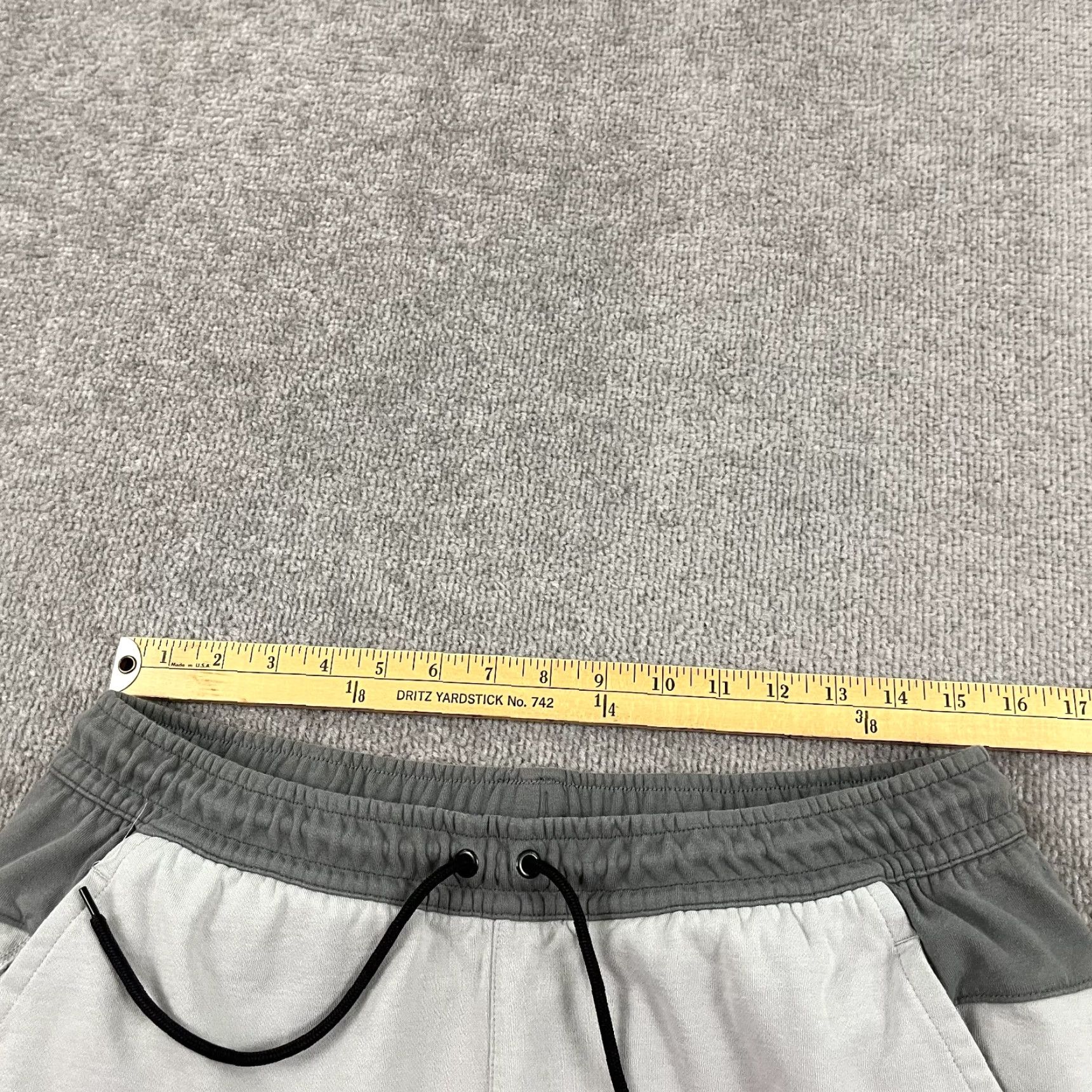 Nike Nike Tech Essentials Sweatpants Men Large / 27" Gray Colorblock Fleece Joggers Sportswear Athletic Size US 33 - 5 Thumbnail