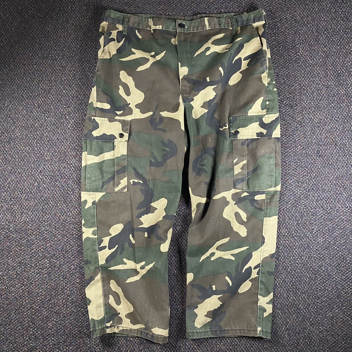 Vintage Vintage Military Camo Cargo Pants Size US 38 / EU 54 - 1 Thumbnail