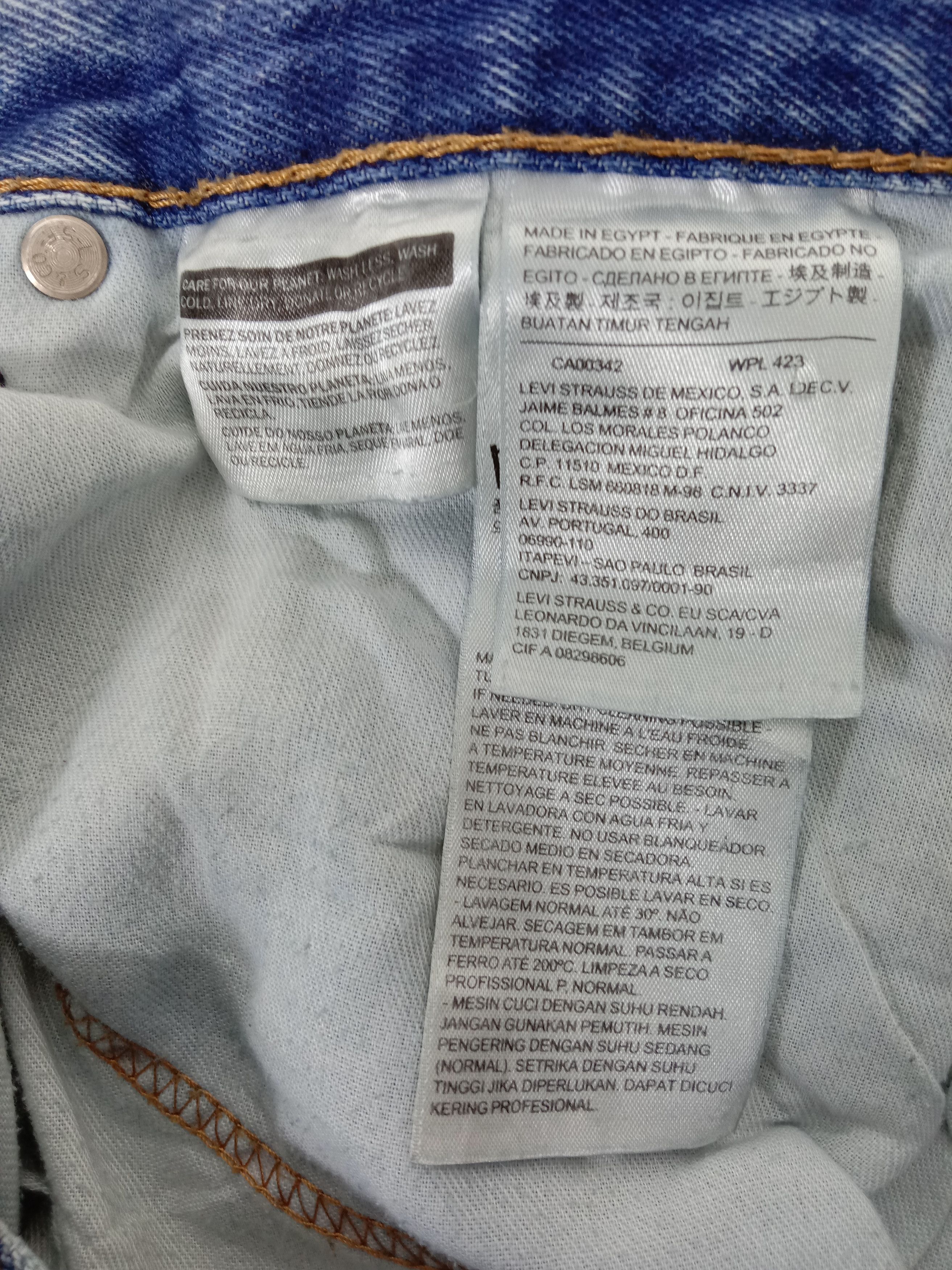 Levi's Vintage Levi's 505 Jeans Light Wash Straight Fit Denim Size US 34 / EU 50 - 12 Thumbnail