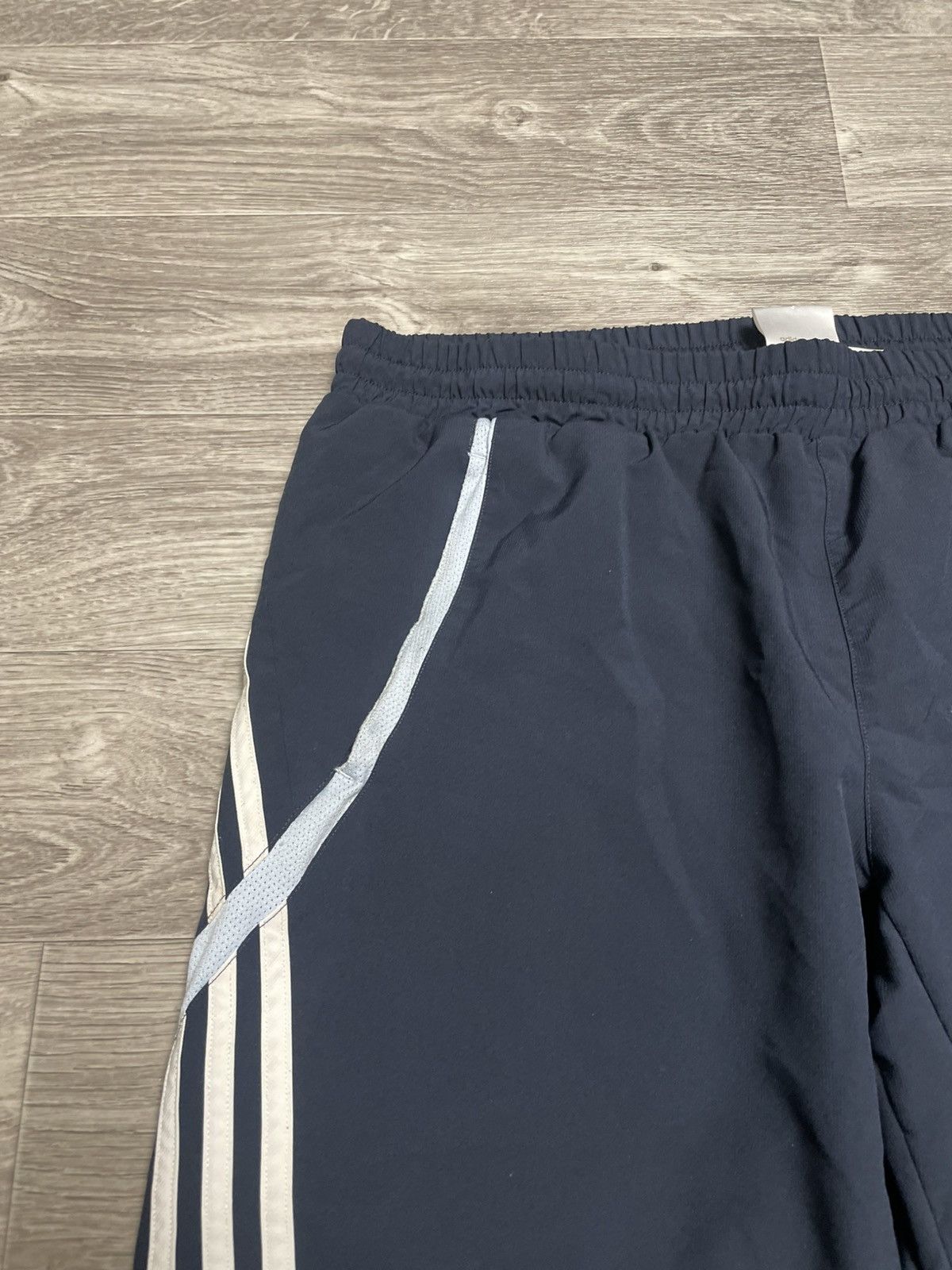 Adidas Vintage Adidas 3-Stripe Track Pants 2000s Y2K Size US 34 / EU 50 - 14 Thumbnail