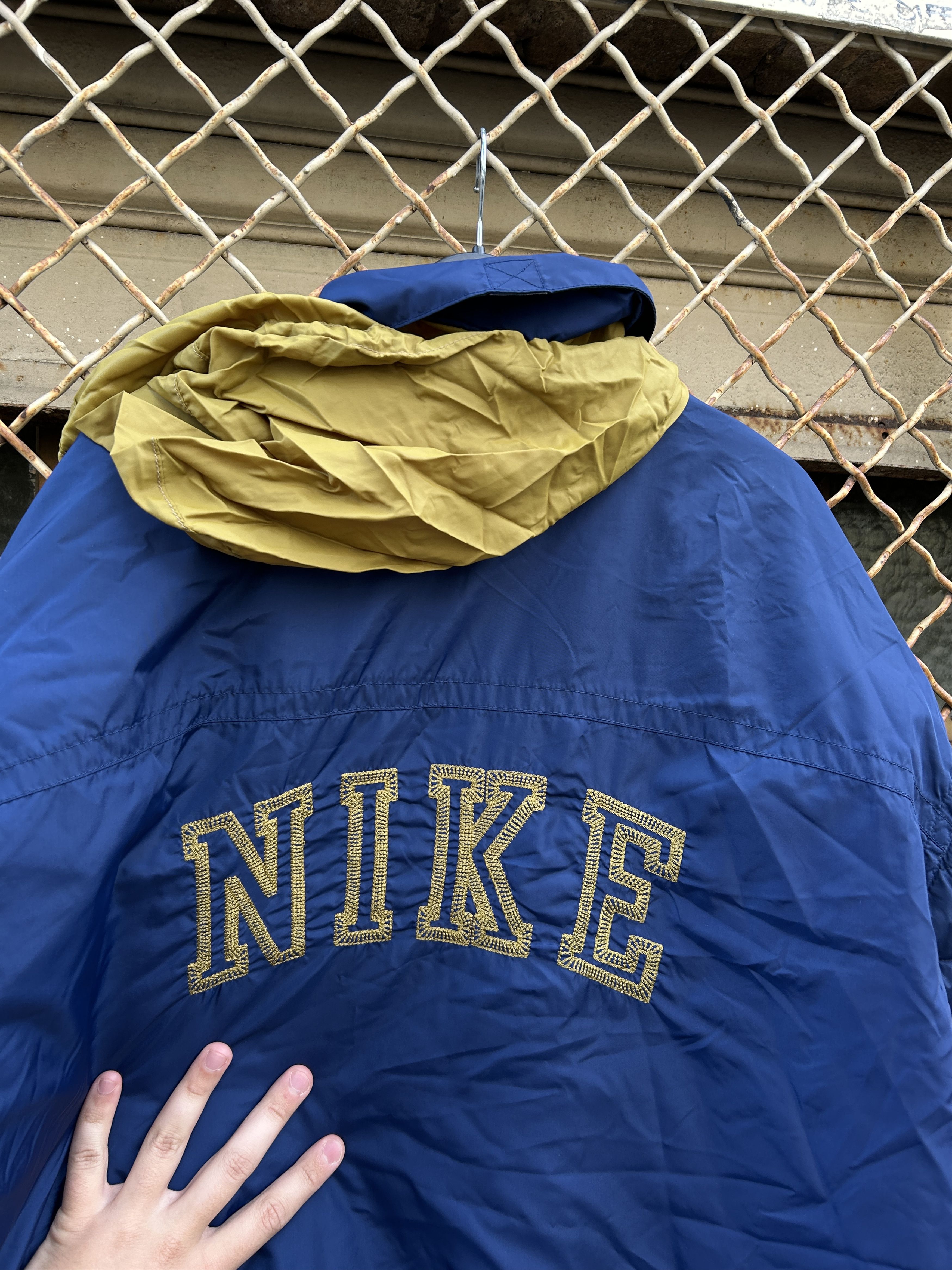 Nike Nike Vintage big logo quilted jacket oversize 80s 90s Size US L / EU 52-54 / 3 - 7 Thumbnail