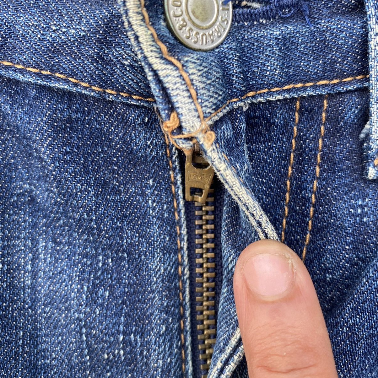 Levi's Vintage Clothing vintage levis 502 ripped denim jeans Size US 29 - 7 Thumbnail