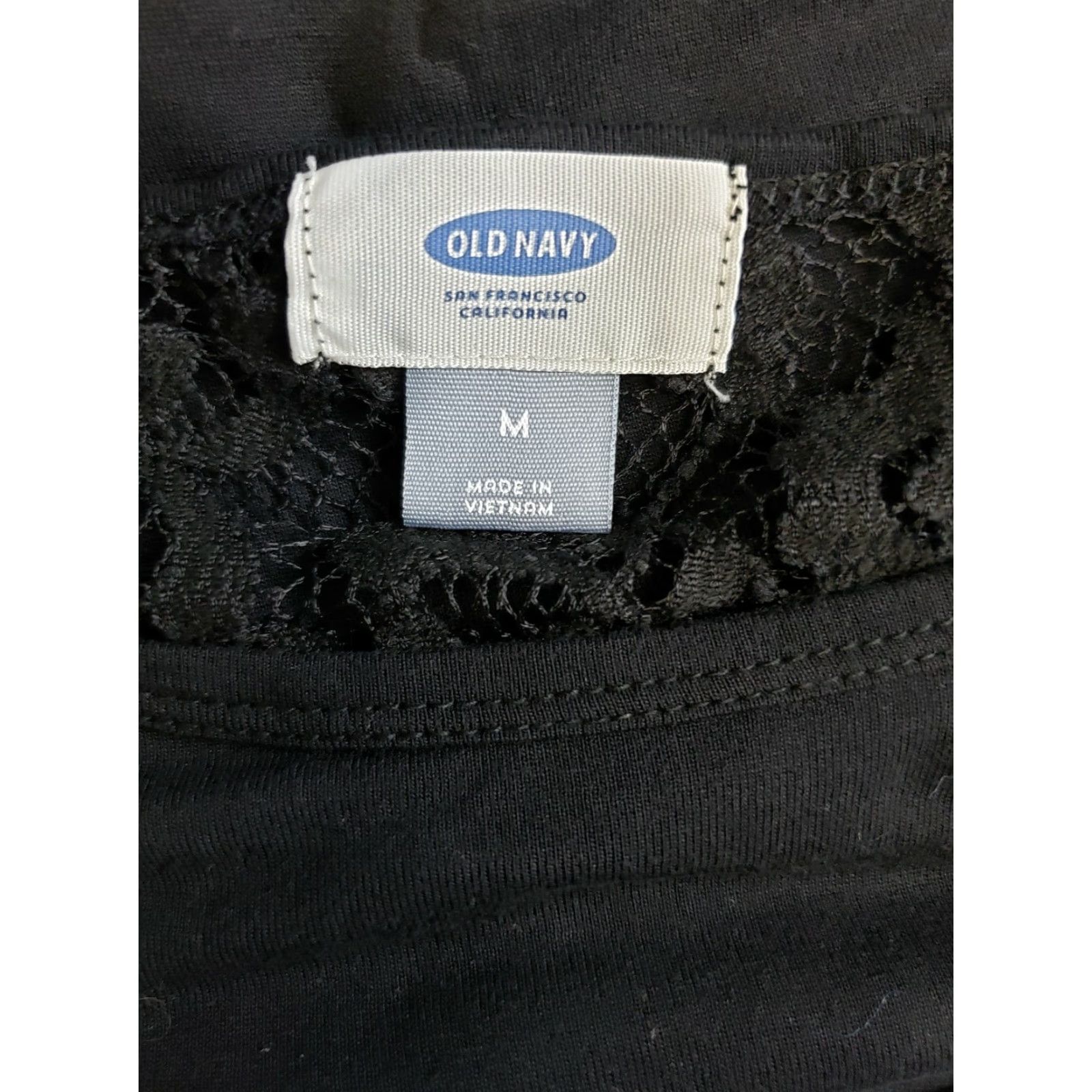 Old Navy Old Navy Womens Blouse Shirt M Black Solid Lace Shoulders Sides Split 100% Rayon Womens Size M / US 6-8 / IT 42-44 - 5 Thumbnail