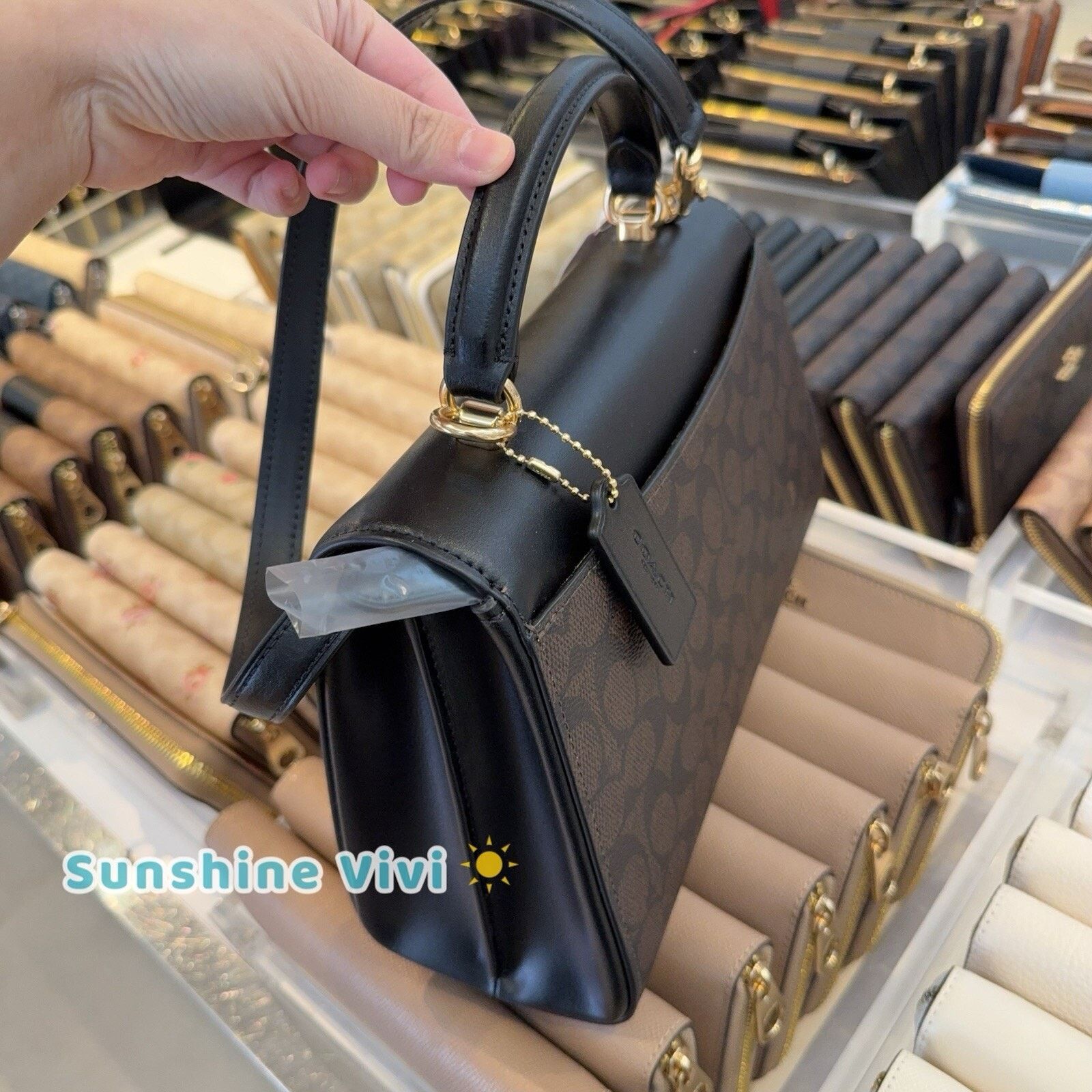 Coach NWT Coach Eliza Top Handle Bag CW012 Gold/Walnut/Black Size ONE SIZE - 4 Thumbnail