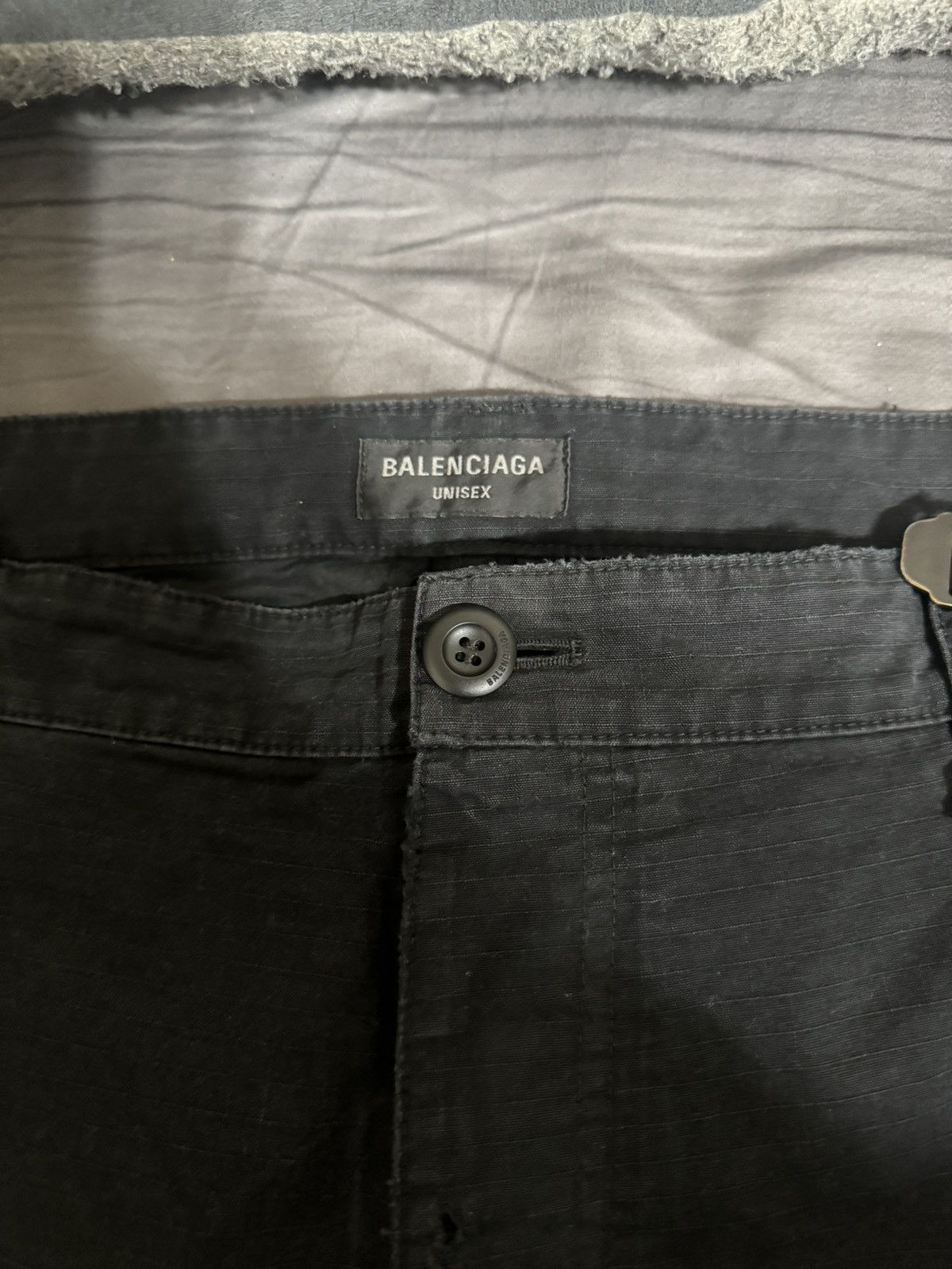 Balenciaga Balenciaga Distressed Large Cargo Pants Size US 30 / EU 46 - 8 Thumbnail